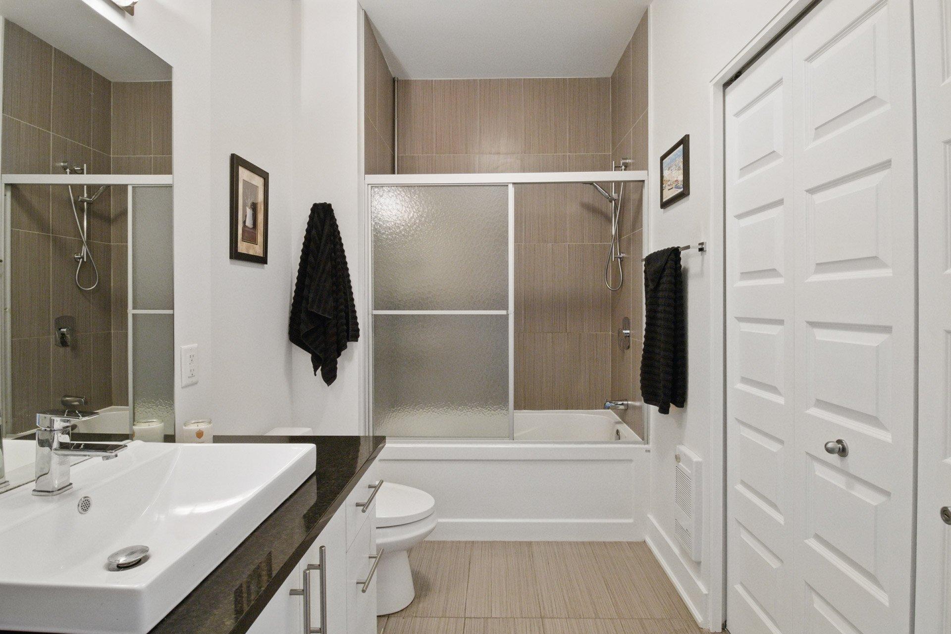 









1180


Ch. d'Aylmer

, 702,
Gatineau (Aylmer),




QC
J9H0G5

