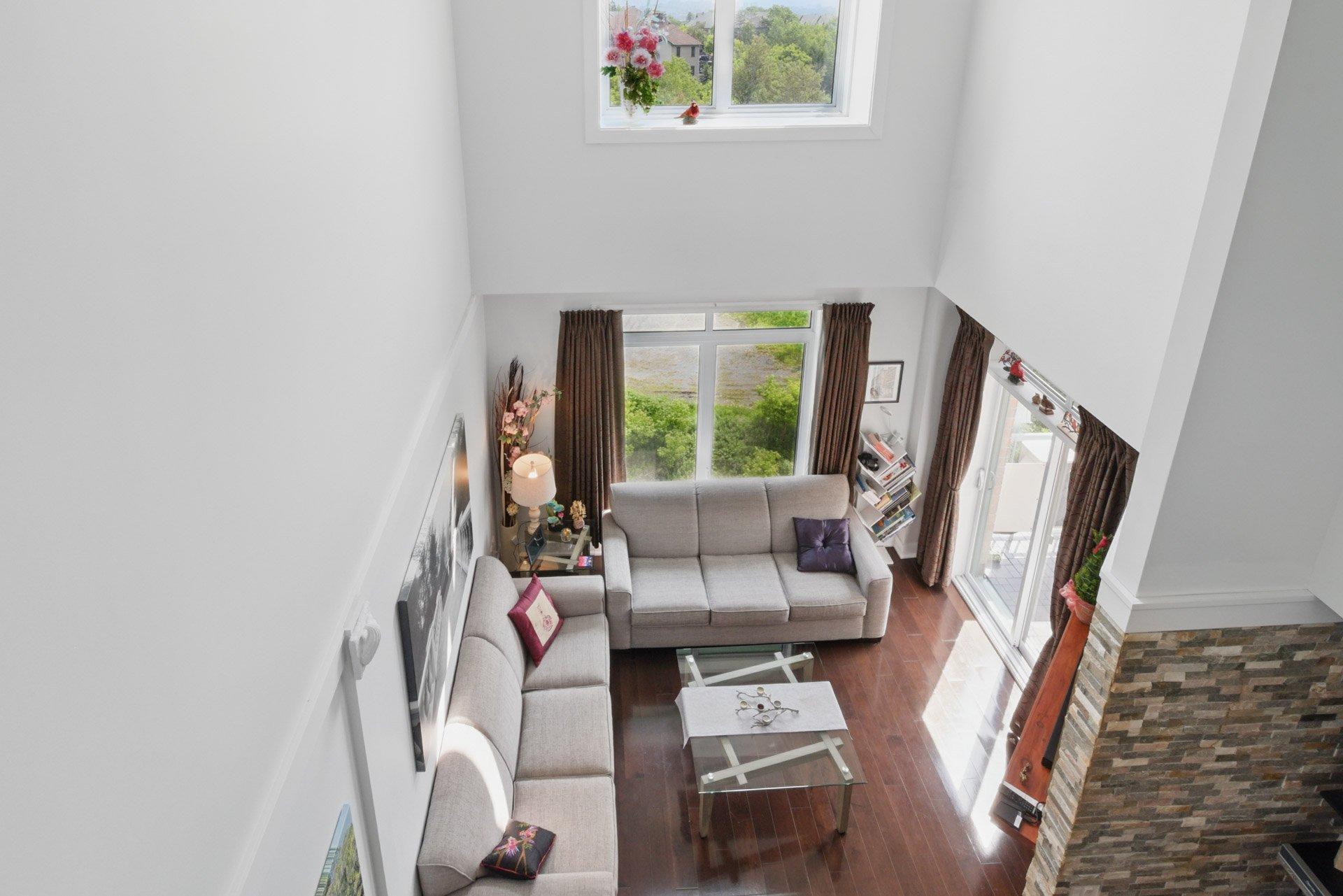 









1180


Ch. d'Aylmer

, 702,
Gatineau (Aylmer),




QC
J9H0G5

