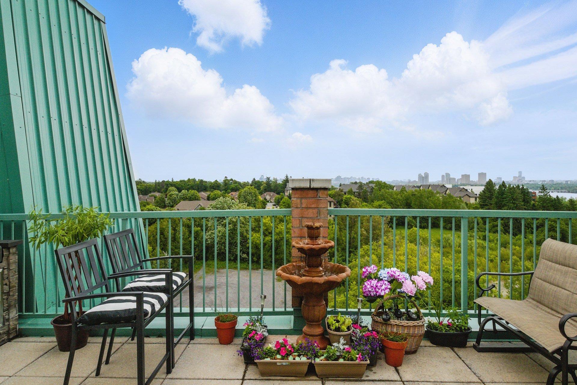 









1180


Ch. d'Aylmer

, 702,
Gatineau (Aylmer),




QC
J9H0G5

