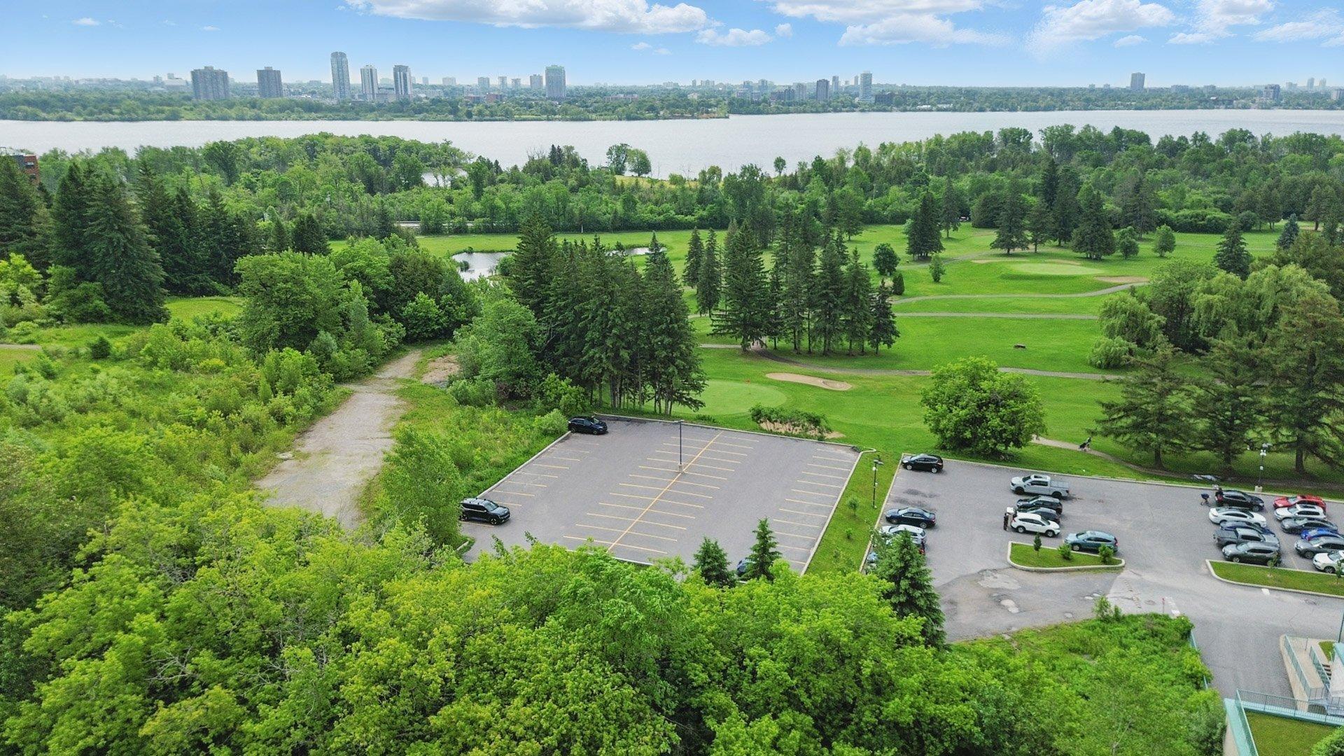 









1180


Ch. d'Aylmer

, 702,
Gatineau (Aylmer),




QC
J9H0G5

