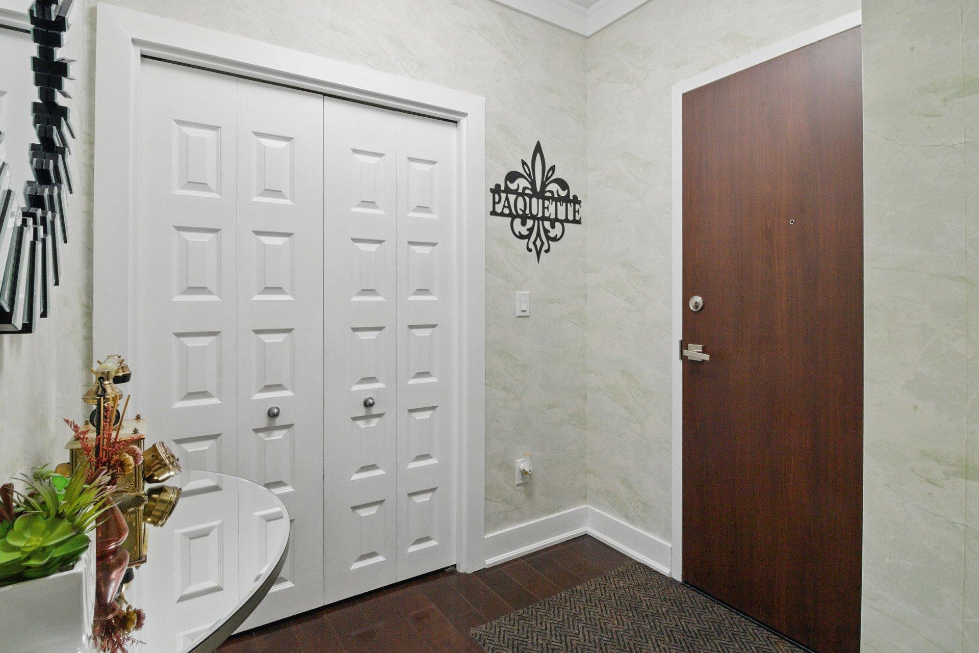 









1180


Ch. d'Aylmer

, 702,
Gatineau (Aylmer),




QC
J9H0G5

