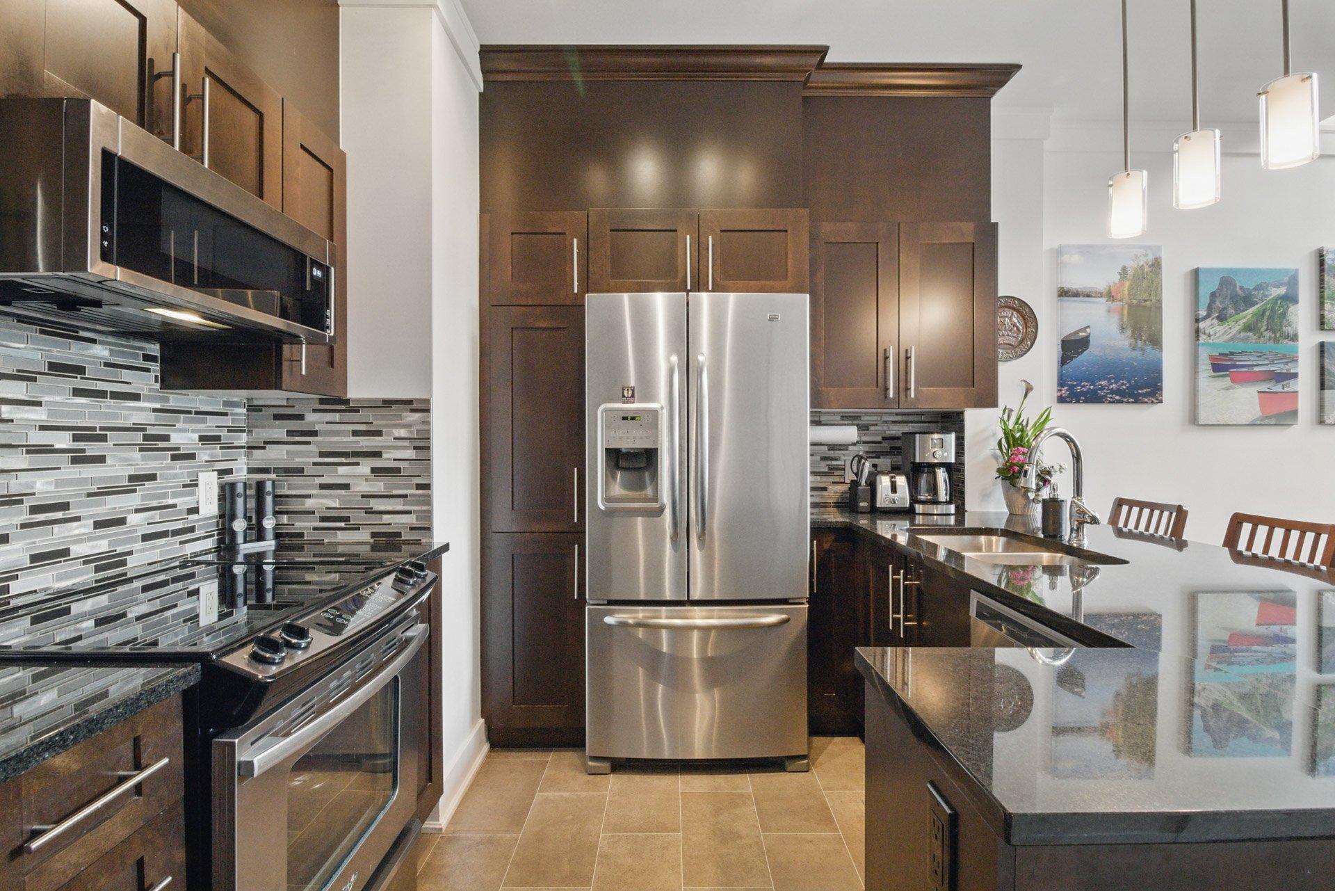 









1180


Ch. d'Aylmer

, 702,
Gatineau (Aylmer),




QC
J9H0G5

