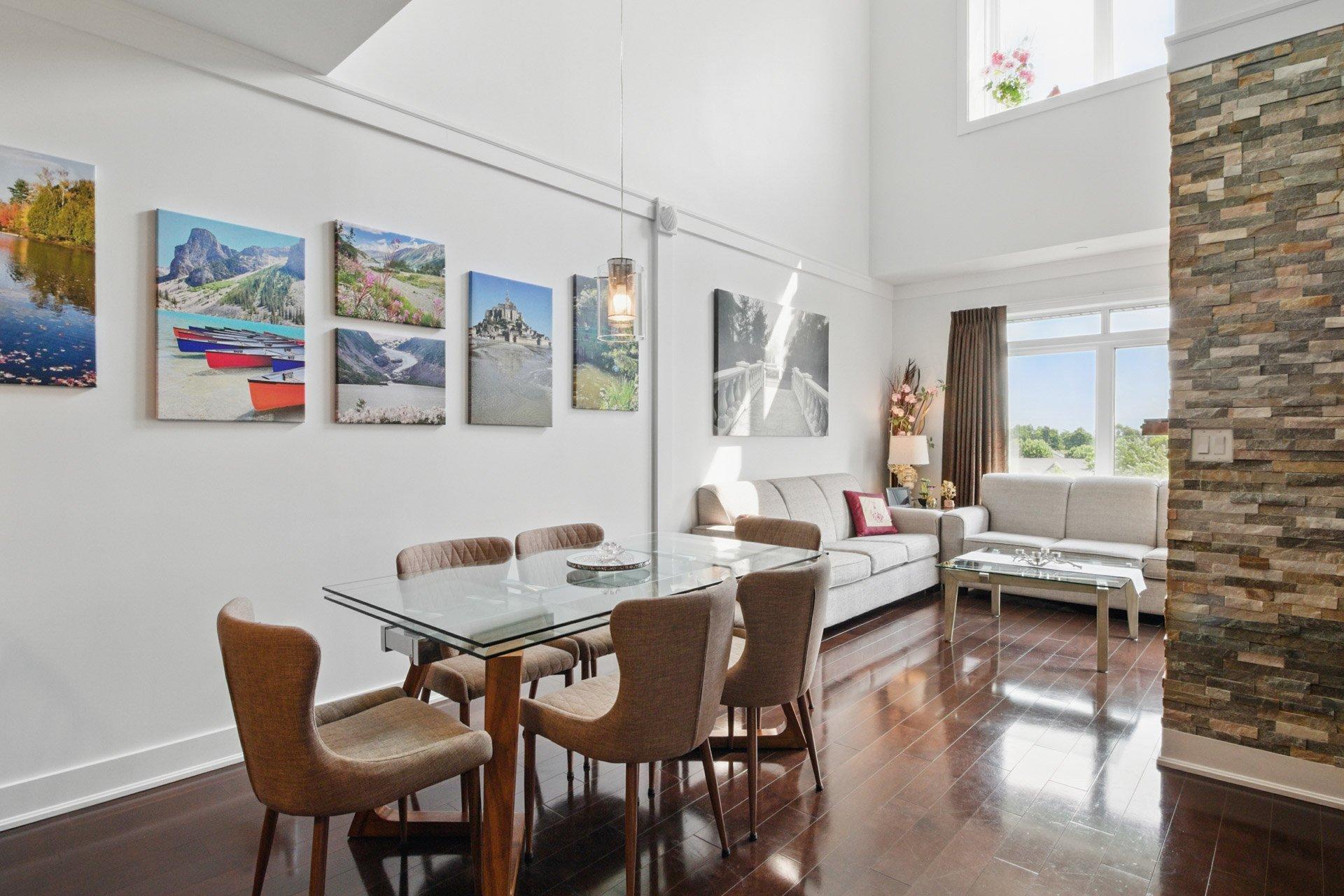 









1180


Ch. d'Aylmer

, 702,
Gatineau (Aylmer),




QC
J9H0G5

