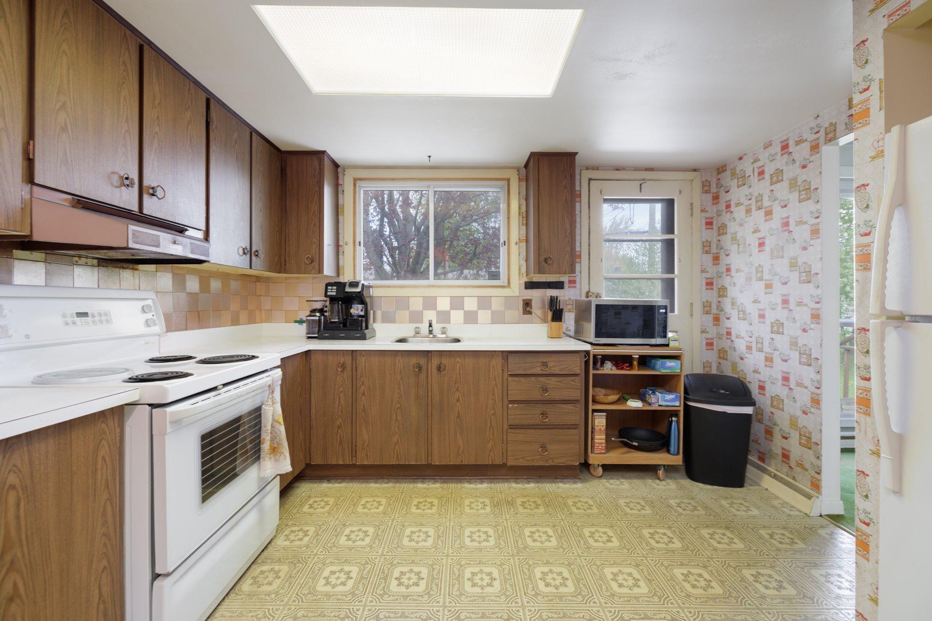 









361


Rue Frontenac

,
Dollard-des-Ormeaux,




QC
H9G1R4

