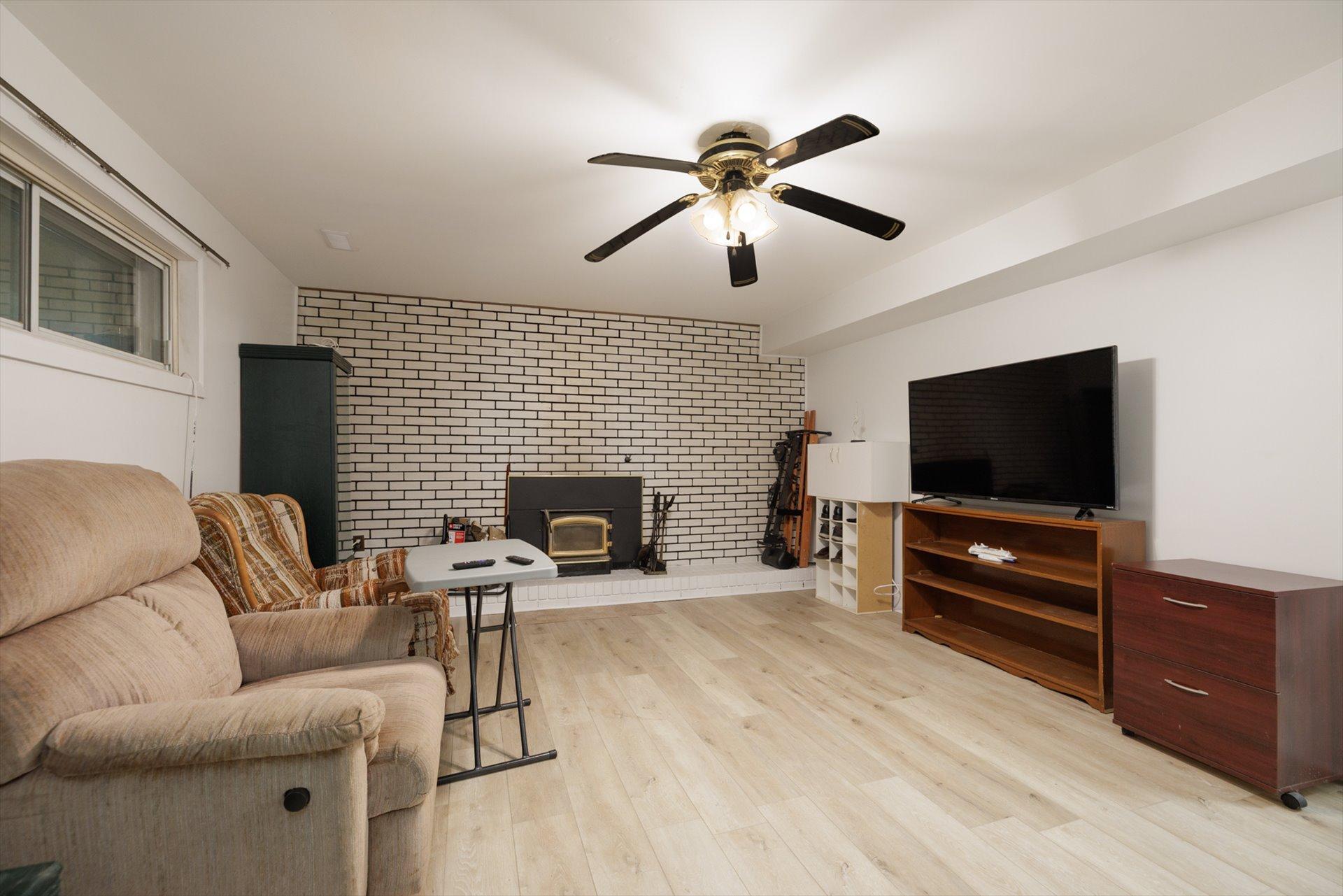 









361


Rue Frontenac

,
Dollard-des-Ormeaux,




QC
H9G1R4

