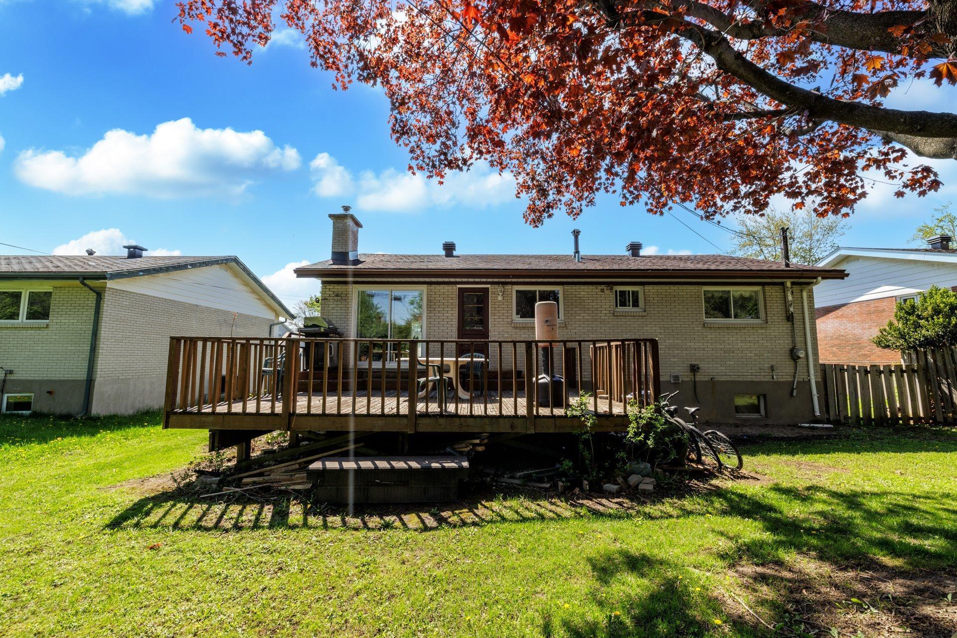 









361


Rue Frontenac

,
Dollard-des-Ormeaux,




QC
H9G1R4

