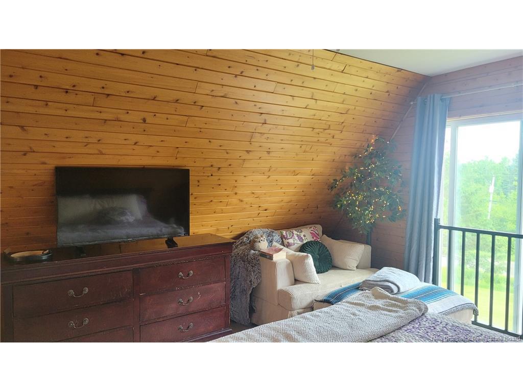 









358


Tweedie Brook

,
Kouchibouguac,




NB
E4X 1M9

