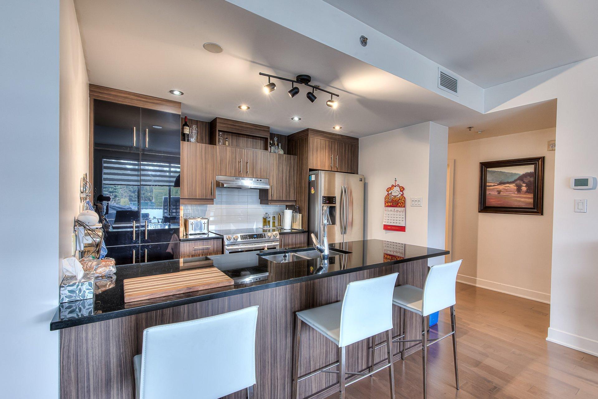 









3499


Av. Jacques-Bureau

, 104,
Laval (Chomedey),




QC
H7P0J8

