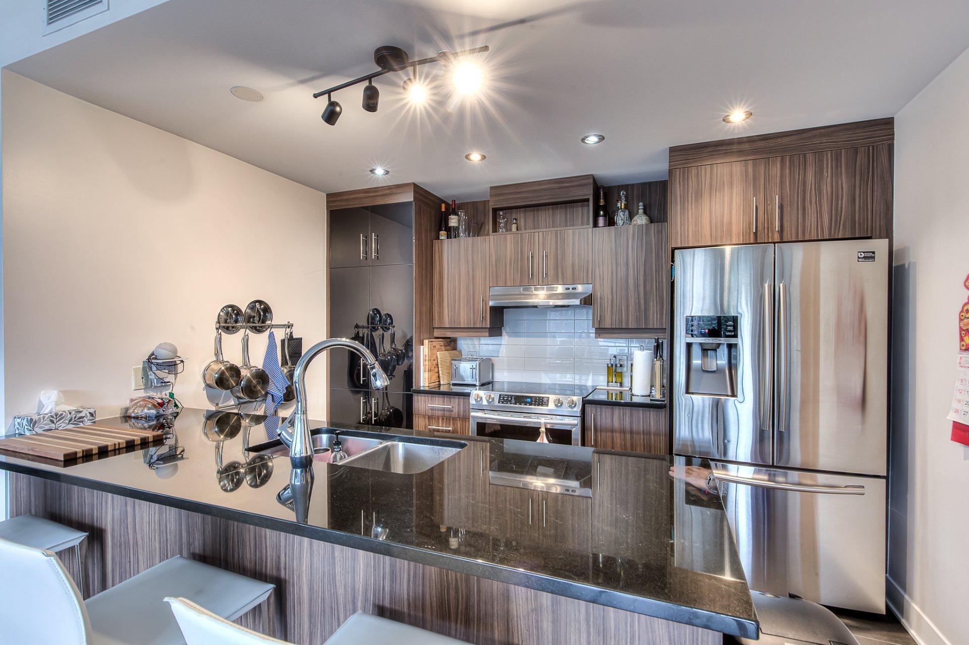 









3499


Av. Jacques-Bureau

, 104,
Laval (Chomedey),




QC
H7P0J8

