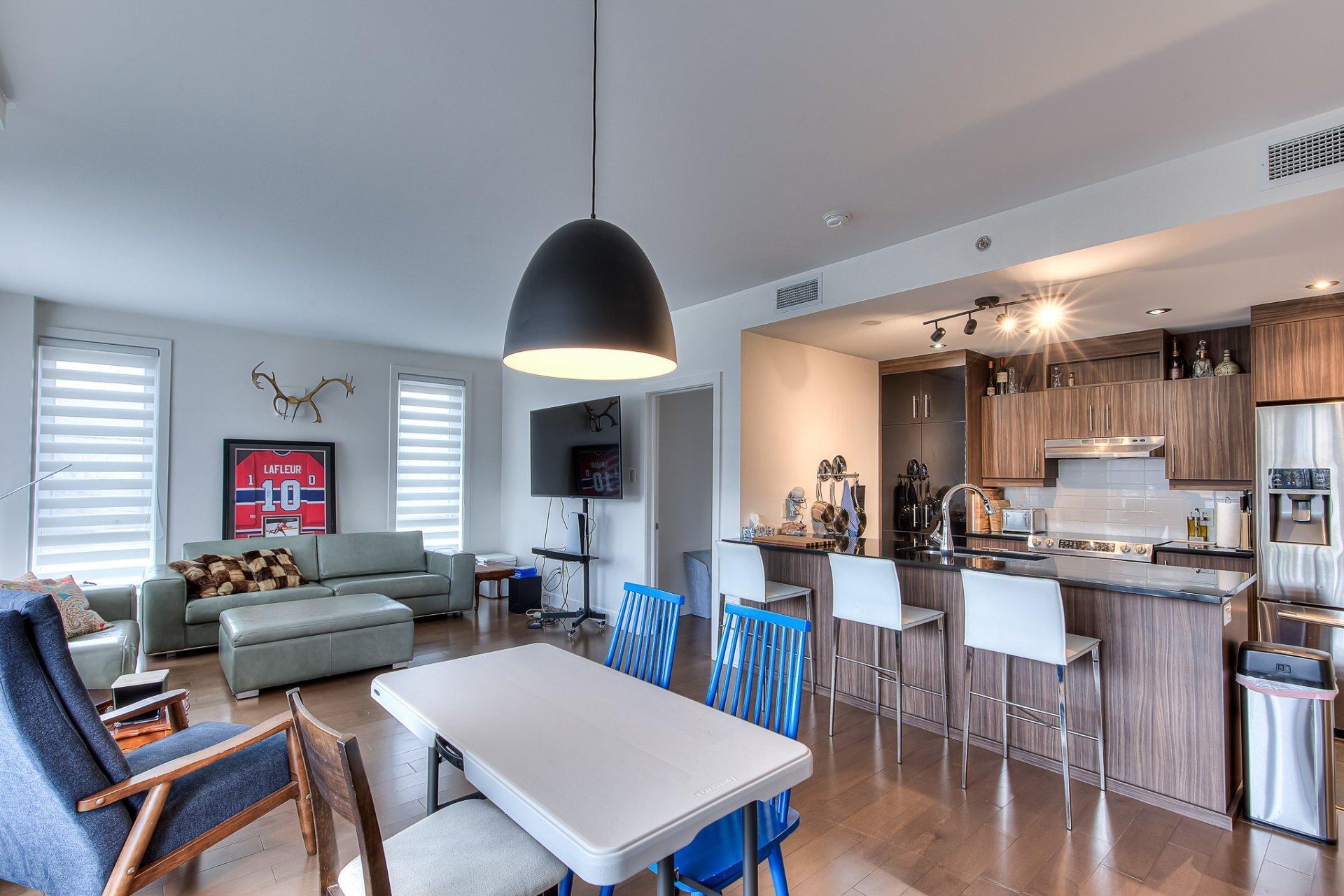









3499


Av. Jacques-Bureau

, 104,
Laval (Chomedey),




QC
H7P0J8

