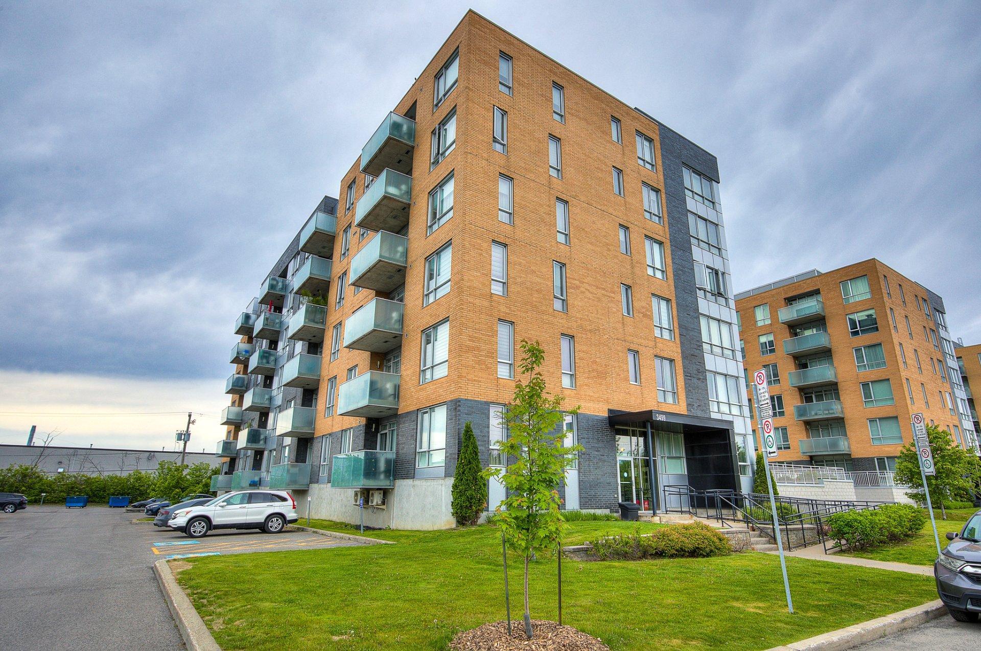 









3499


Av. Jacques-Bureau

, 104,
Laval (Chomedey),




QC
H7P0J8

