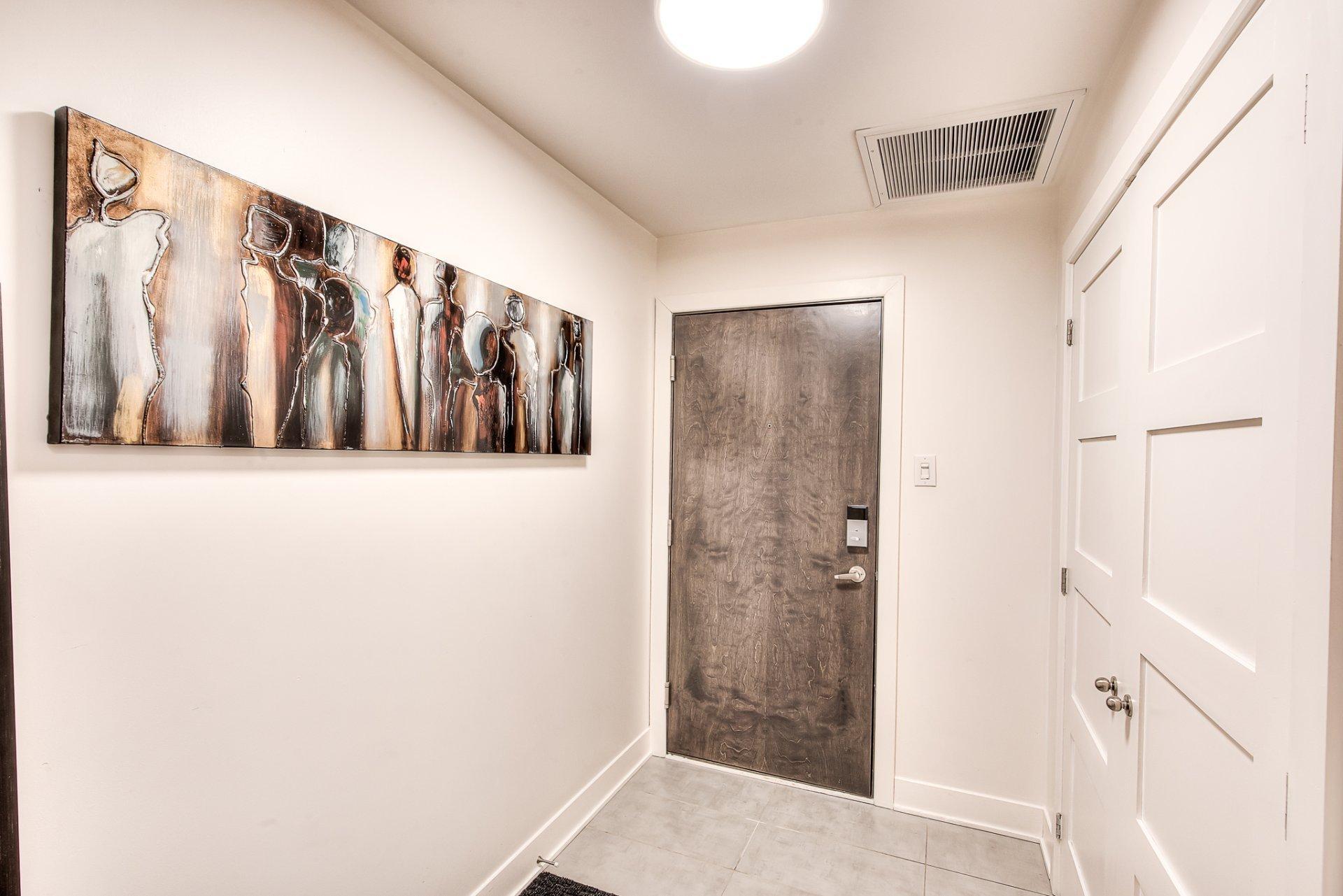 









3499


Av. Jacques-Bureau

, 104,
Laval (Chomedey),




QC
H7P0J8

