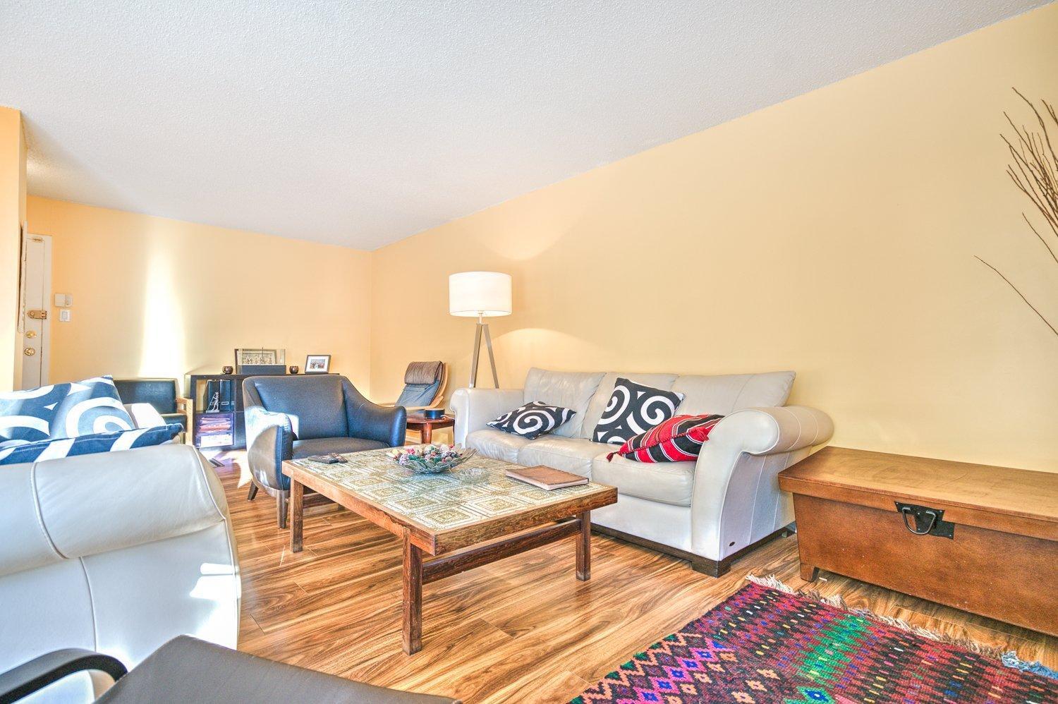









3480


Rue Simpson

, 311,
Montréal (Ville-Marie),




QC
H3G2N7

