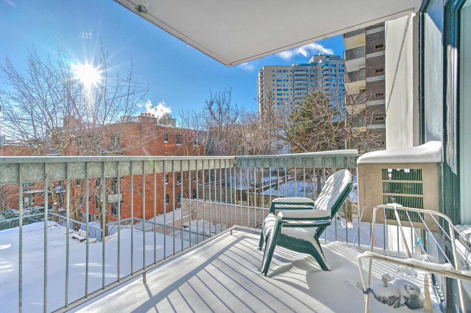 









3480


Rue Simpson

, 311,
Montréal (Ville-Marie),




QC
H3G2N7

