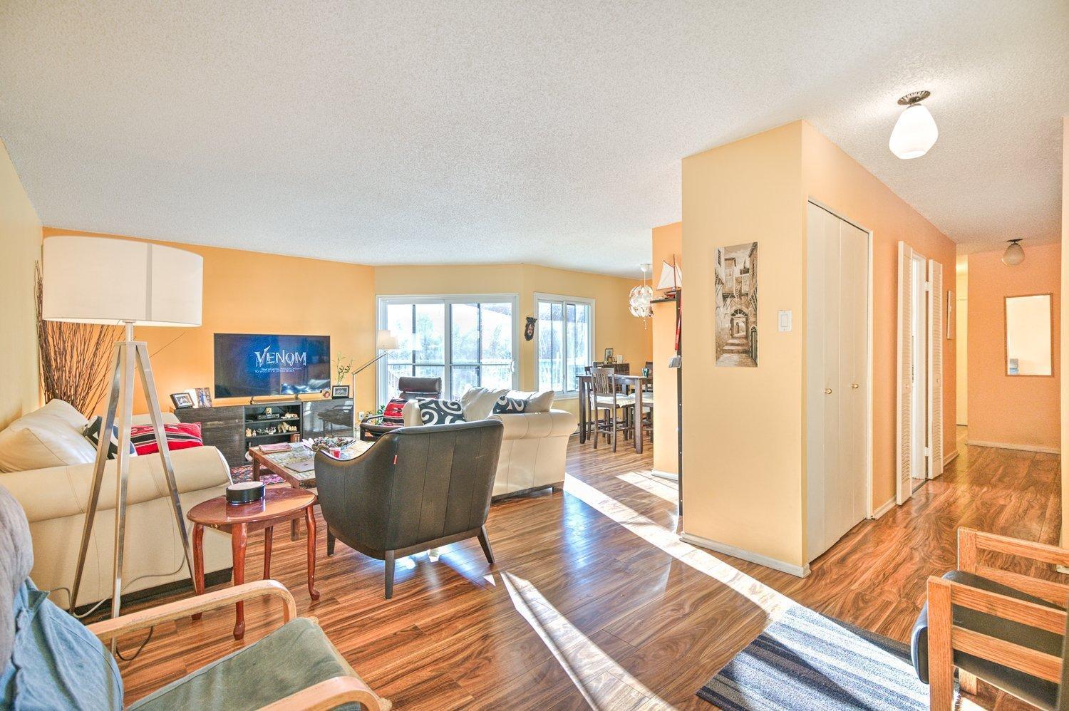 









3480


Rue Simpson

, 311,
Montréal (Ville-Marie),




QC
H3G2N7

