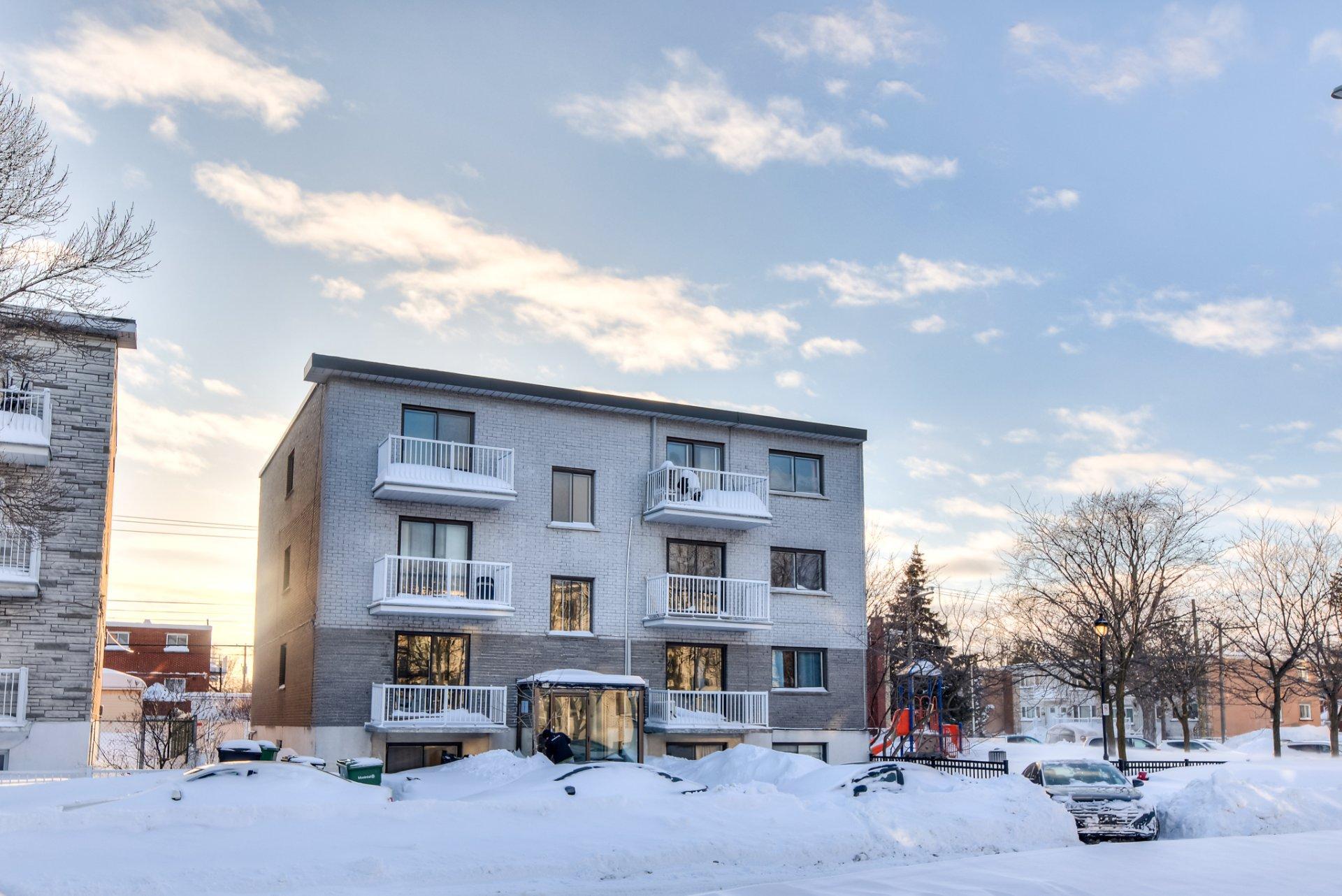 









11600


Boul. Langelier

,
Montréal (Montréal-Nord),




QC
H1G3L8

