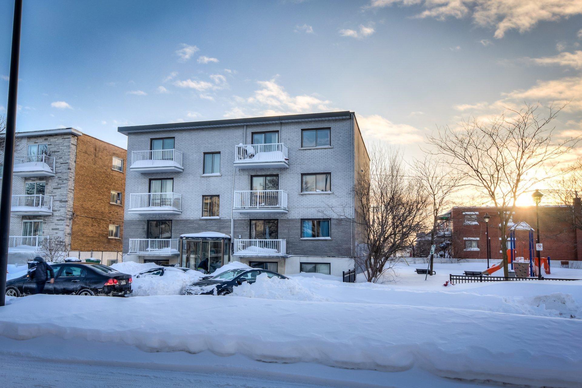 









11600


Boul. Langelier

,
Montréal (Montréal-Nord),




QC
H1G3L8

