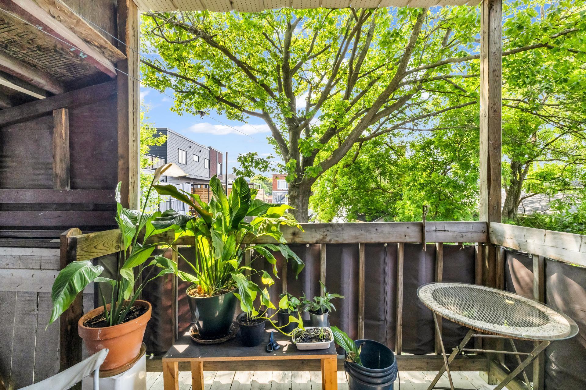









616

 - 618


Rue Moreau

,
Saint-Jérôme,




QC
J7Z1K1

