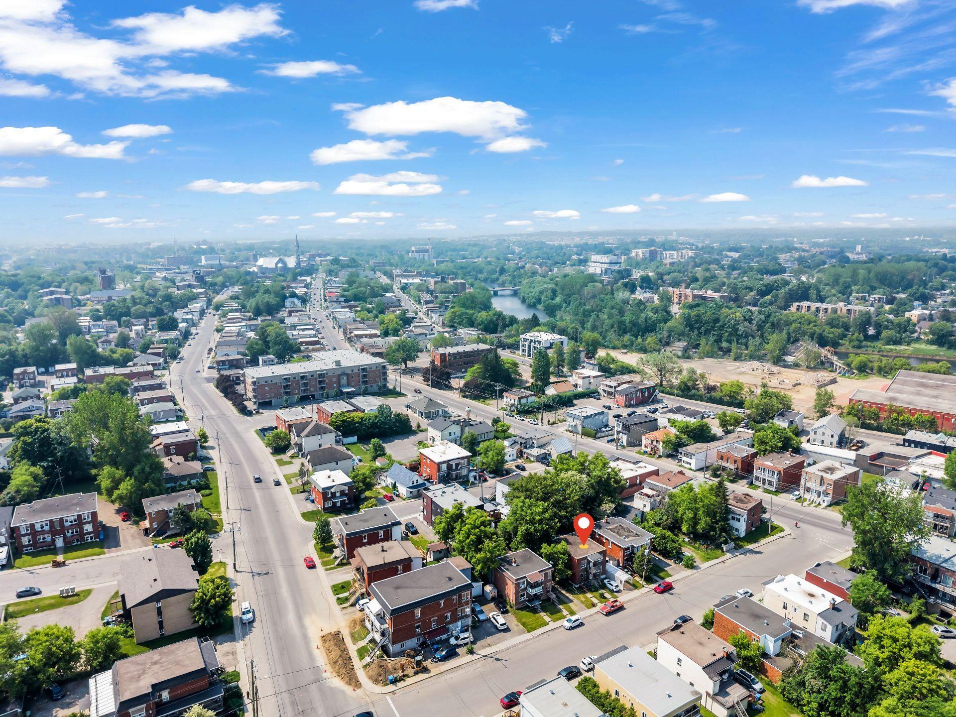 









616

 - 618


Rue Moreau

,
Saint-Jérôme,




QC
J7Z1K1

