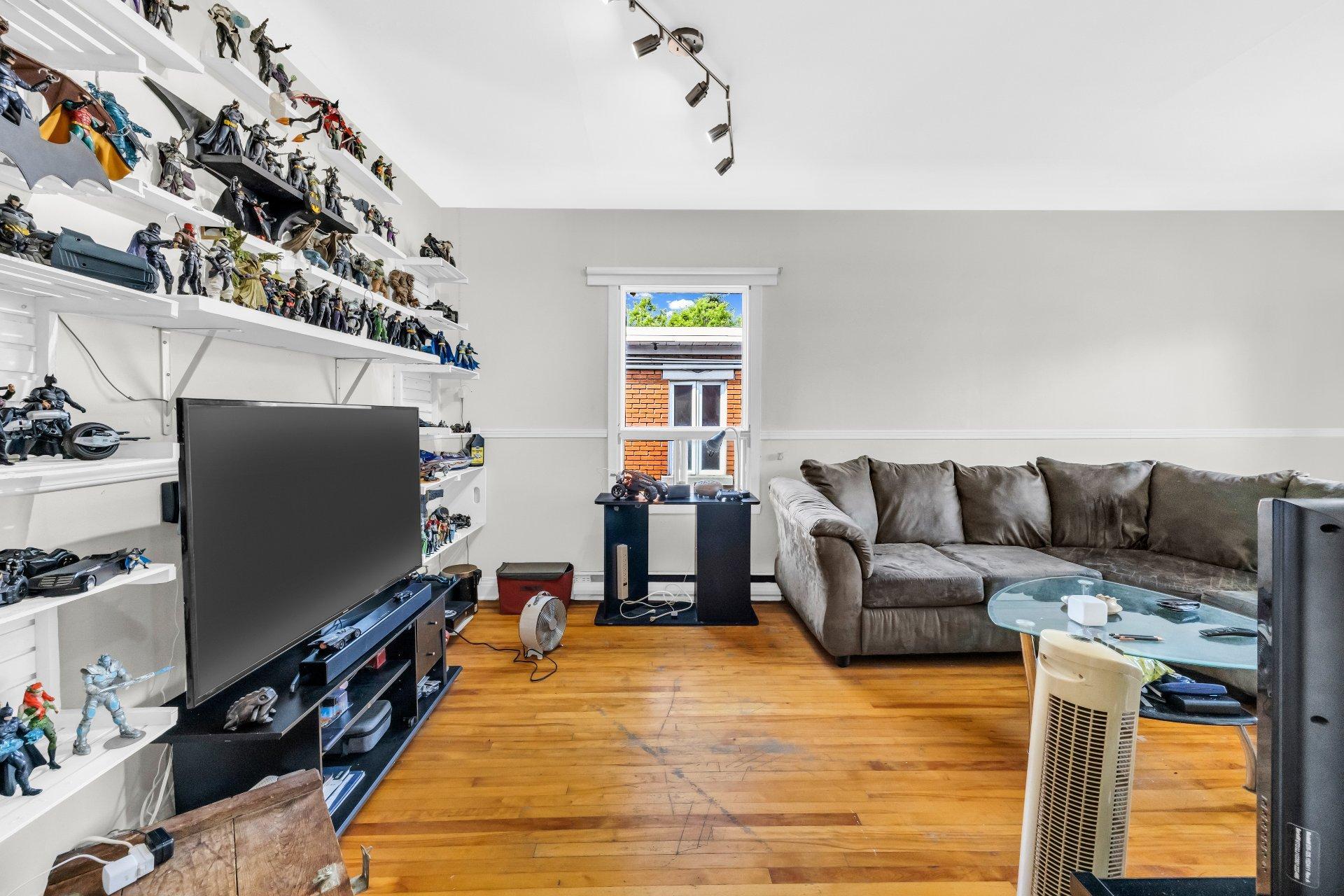 









616

 - 618


Rue Moreau

,
Saint-Jérôme,




QC
J7Z1K1

