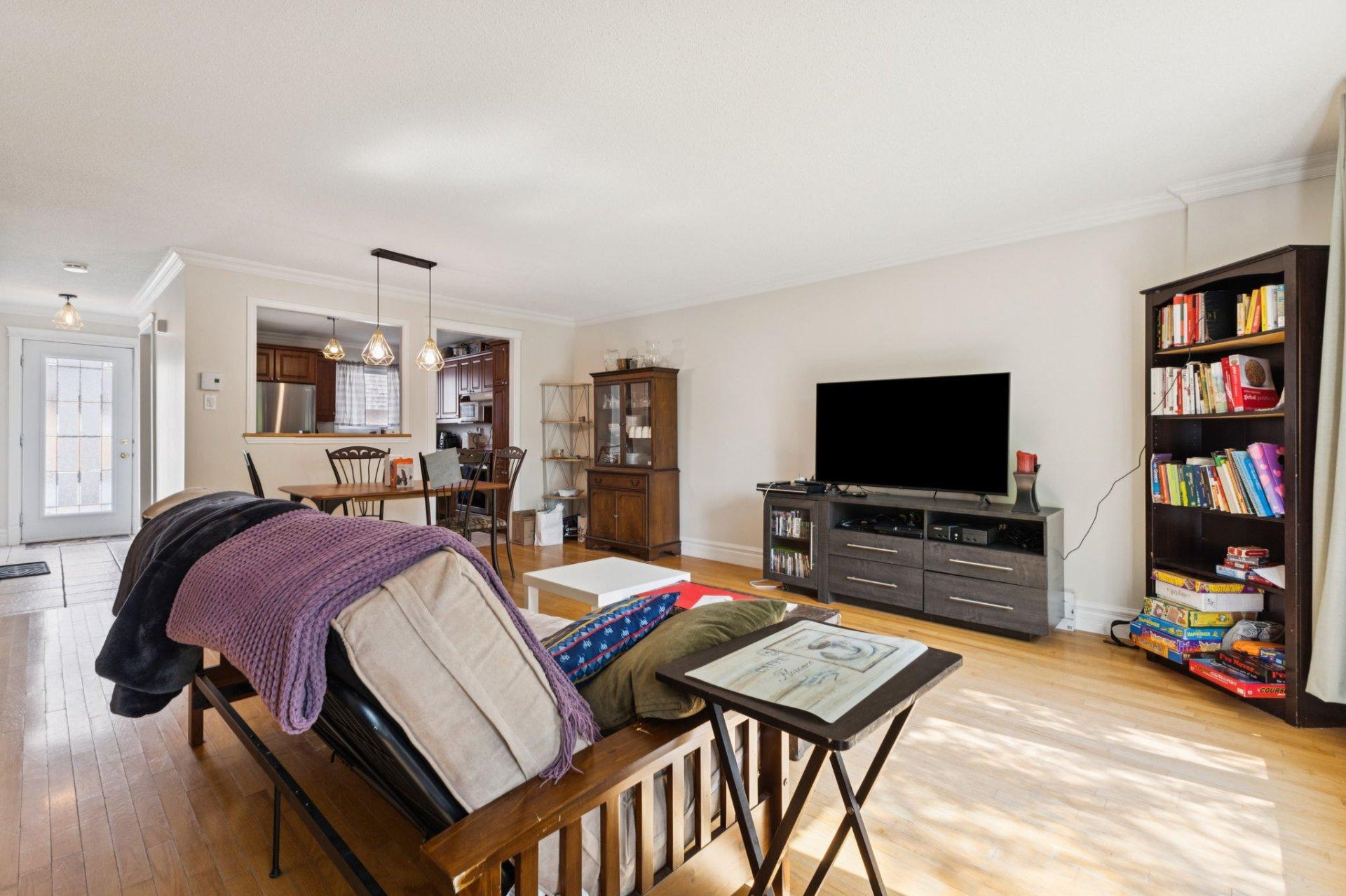 









44Z


Rue du Ravin-Bleu

,
Gatineau (Hull),




QC
J8Z1X8

