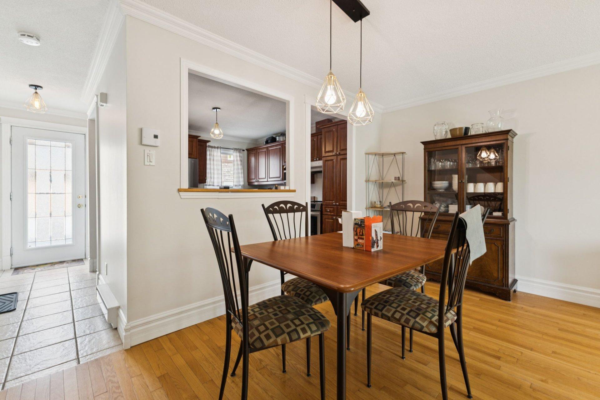 









44Z


Rue du Ravin-Bleu

,
Gatineau (Hull),




QC
J8Z1X8

