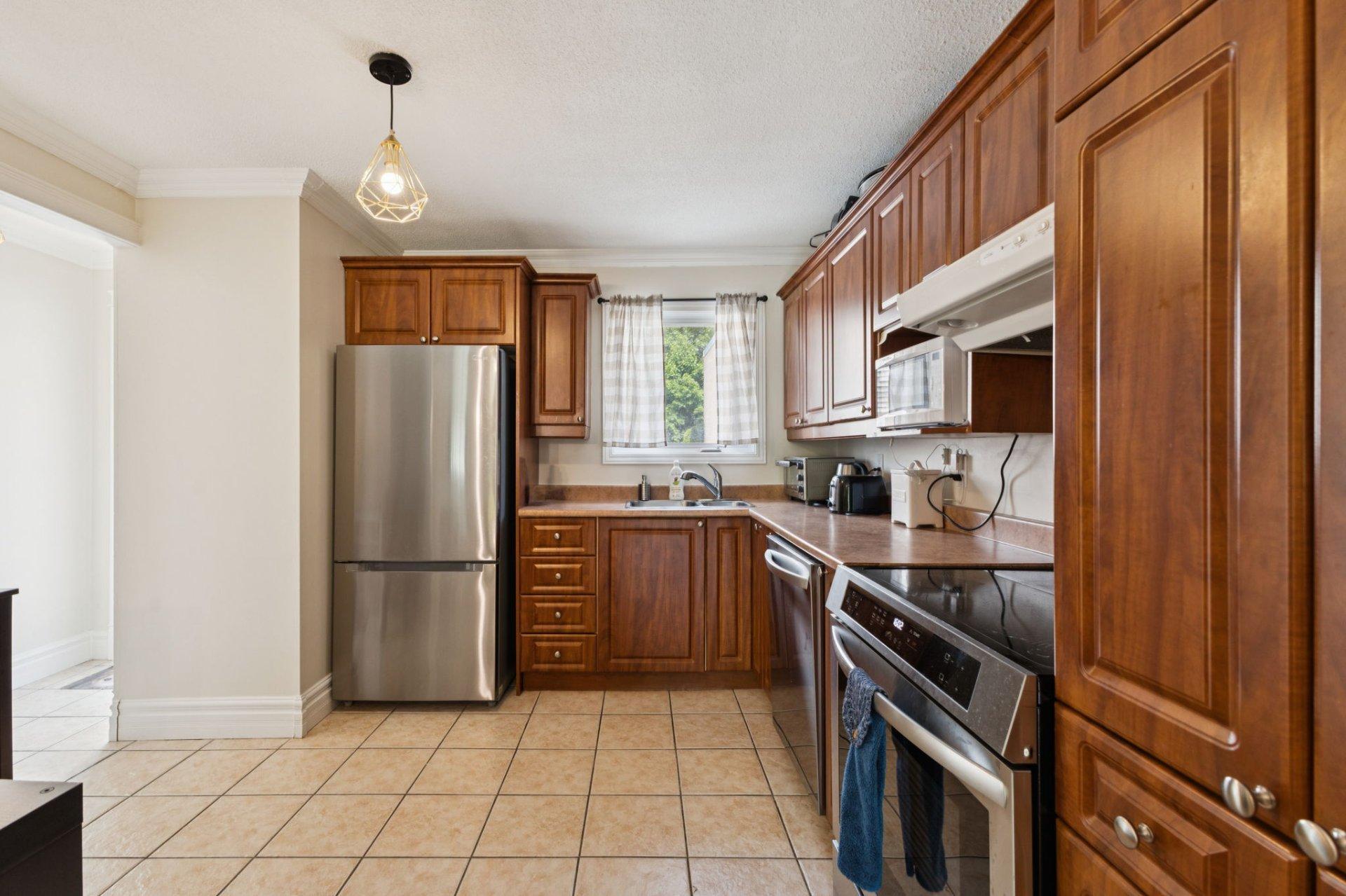 









44Z


Rue du Ravin-Bleu

,
Gatineau (Hull),




QC
J8Z1X8

