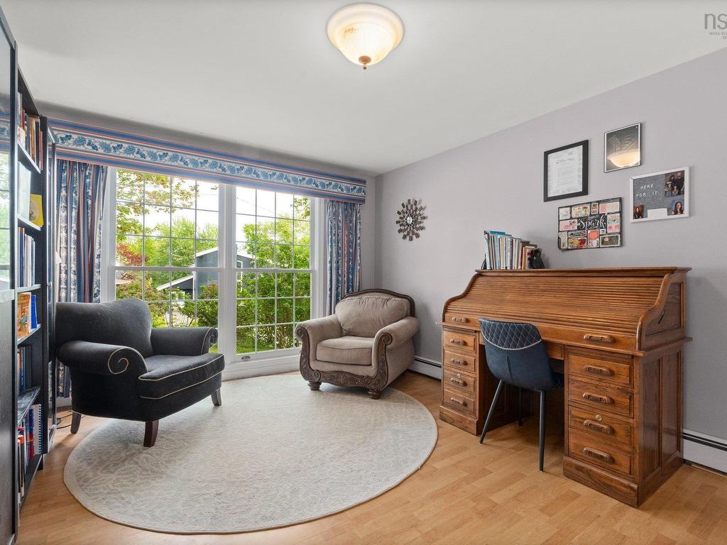 












111 Bayview Road

,
Halifax,




NS
B3M 1P1

