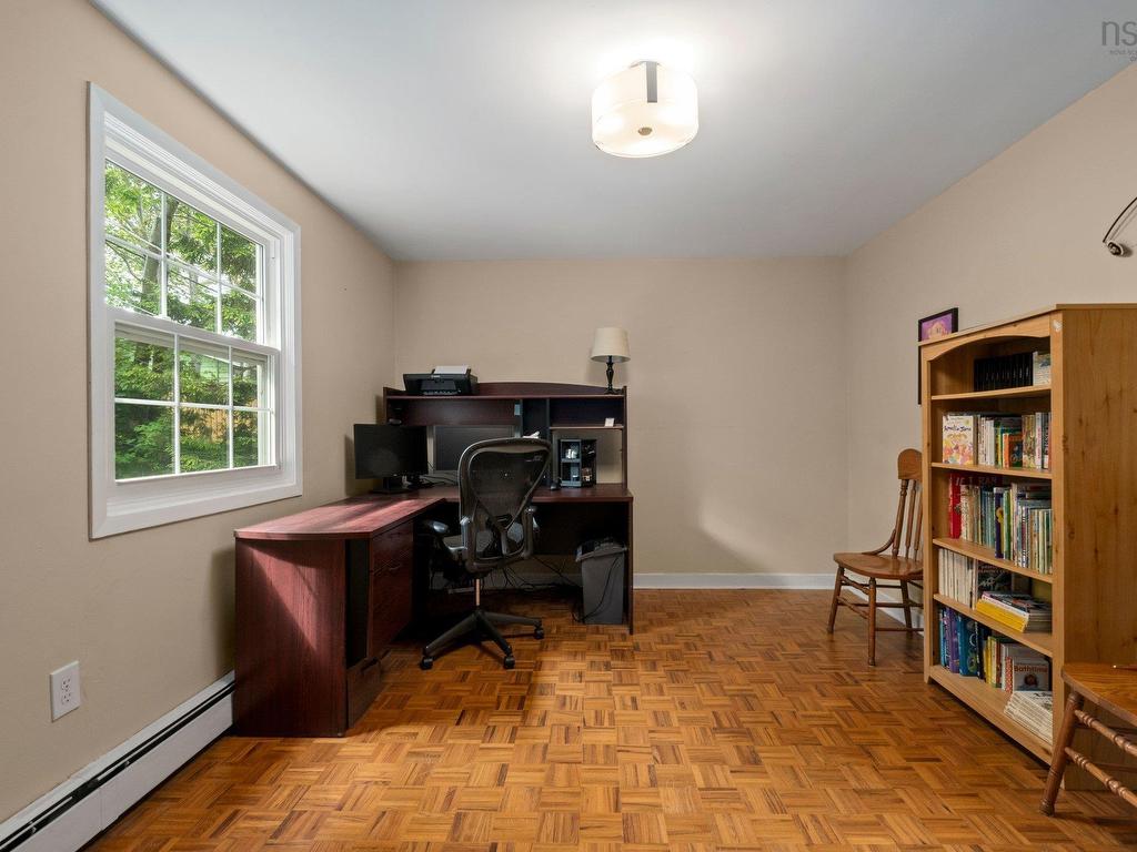 












111 Bayview Road

,
Halifax,




NS
B3M 1P1


