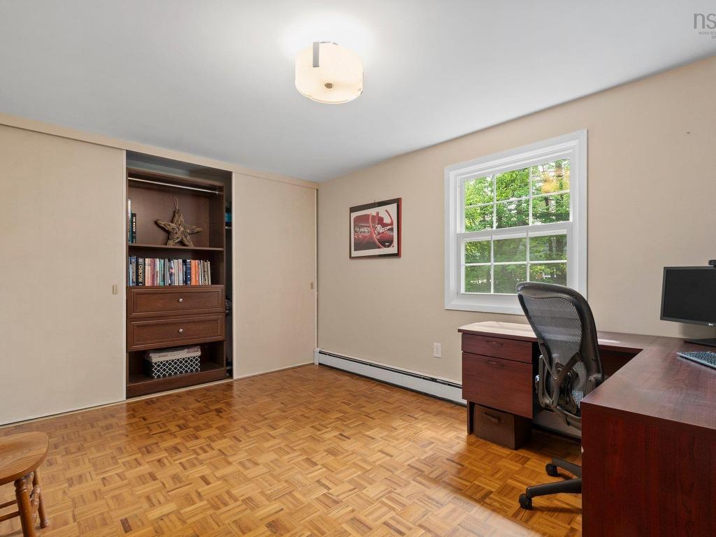 












111 Bayview Road

,
Halifax,




NS
B3M 1P1

