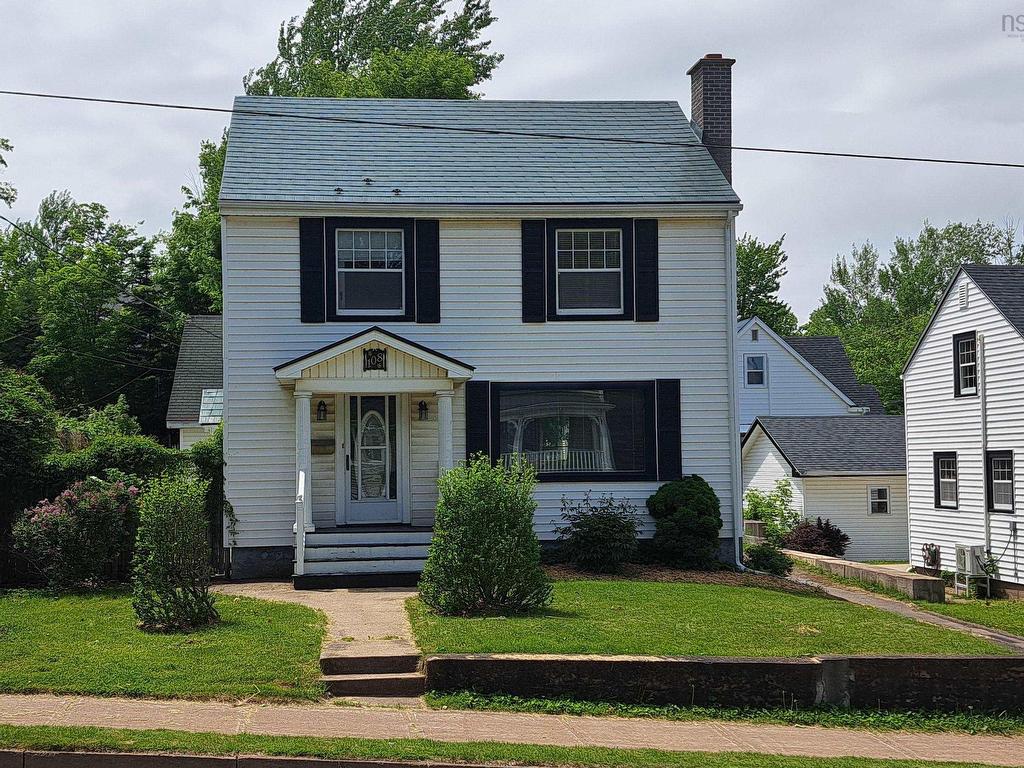 












108 Young Street

,
Truro,




NS
B2N 3X1

