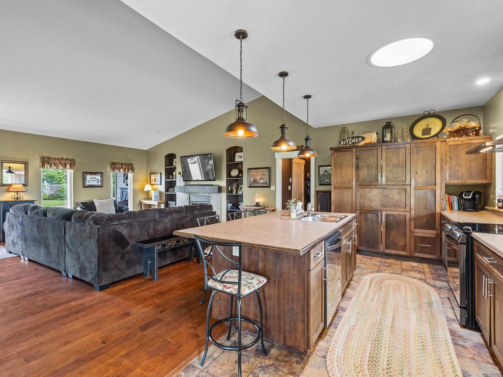 












30 Sunset Drive





PE
C0B 1M0

