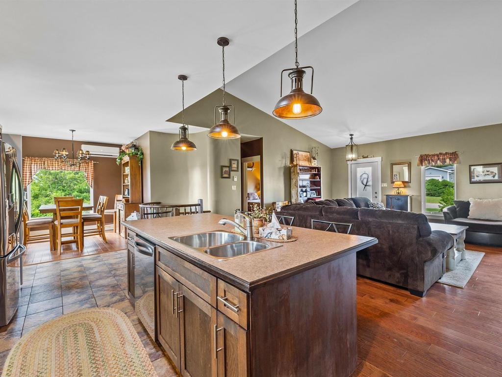 












30 Sunset Drive





PE
C0B 1M0

