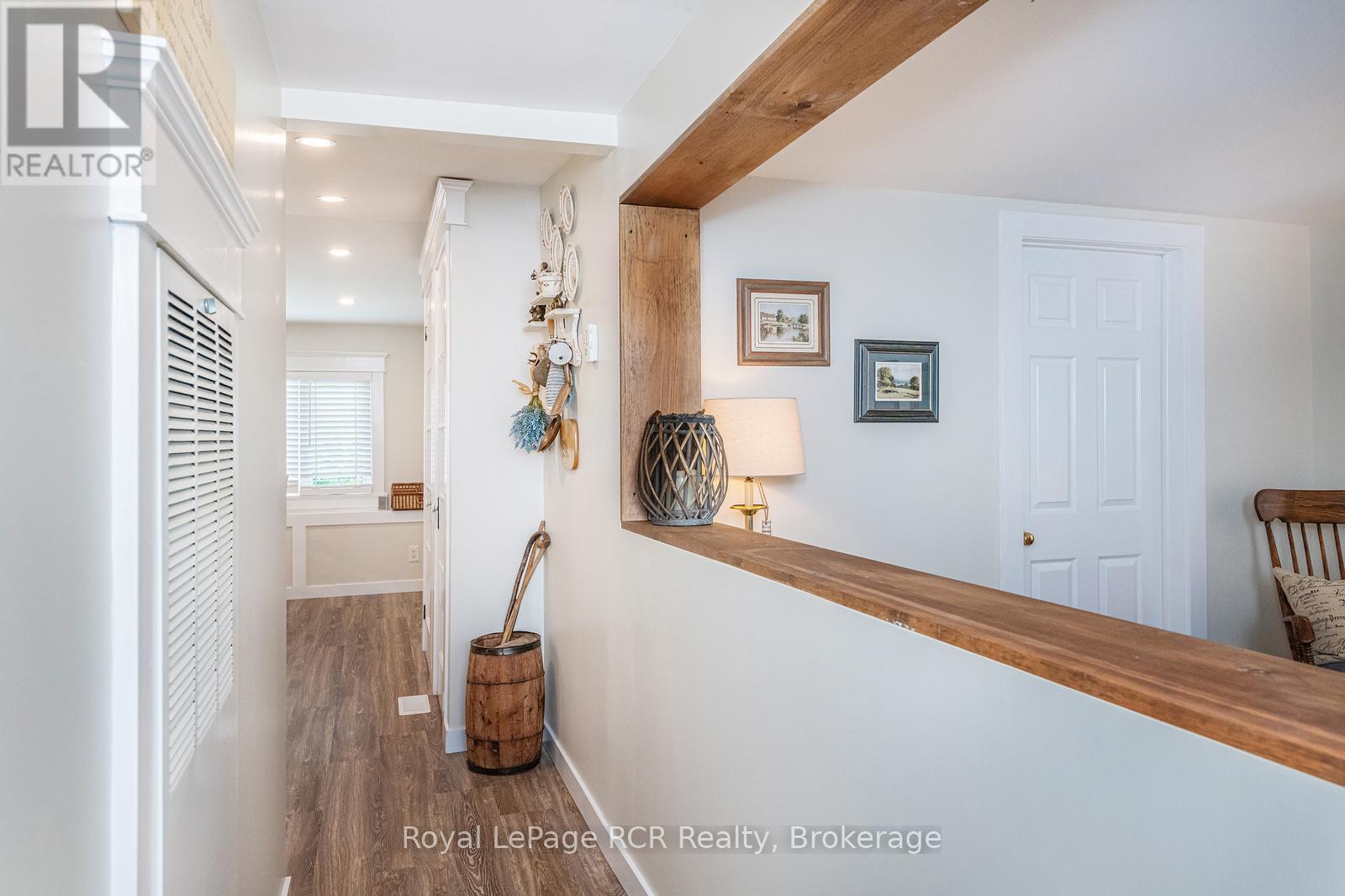 












432 PINE PASS

,
Centre Wellington (Fergus),




Ontario
N1M2W5

