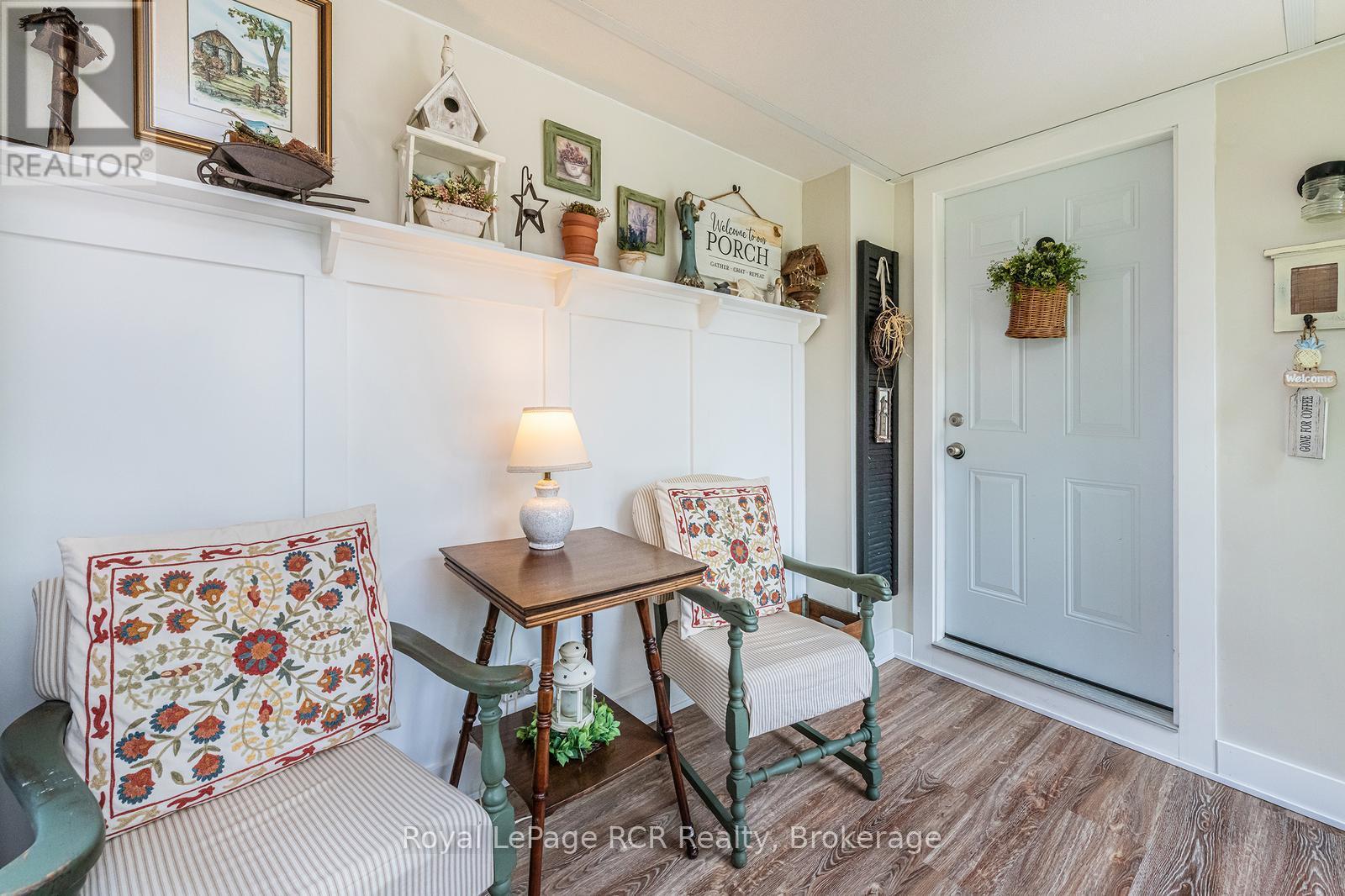 












432 PINE PASS

,
Centre Wellington (Fergus),




Ontario
N1M2W5

