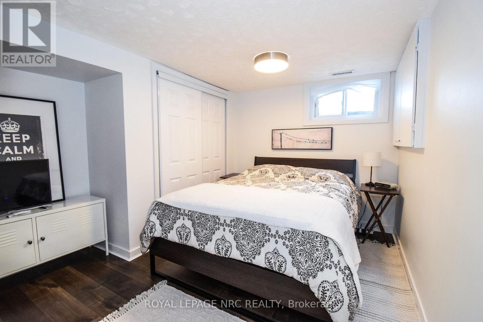 












191 DALHOUSIE AVENUE

,
St. Catharines (Port Dalhousie),




Ontario
L2N4X8

