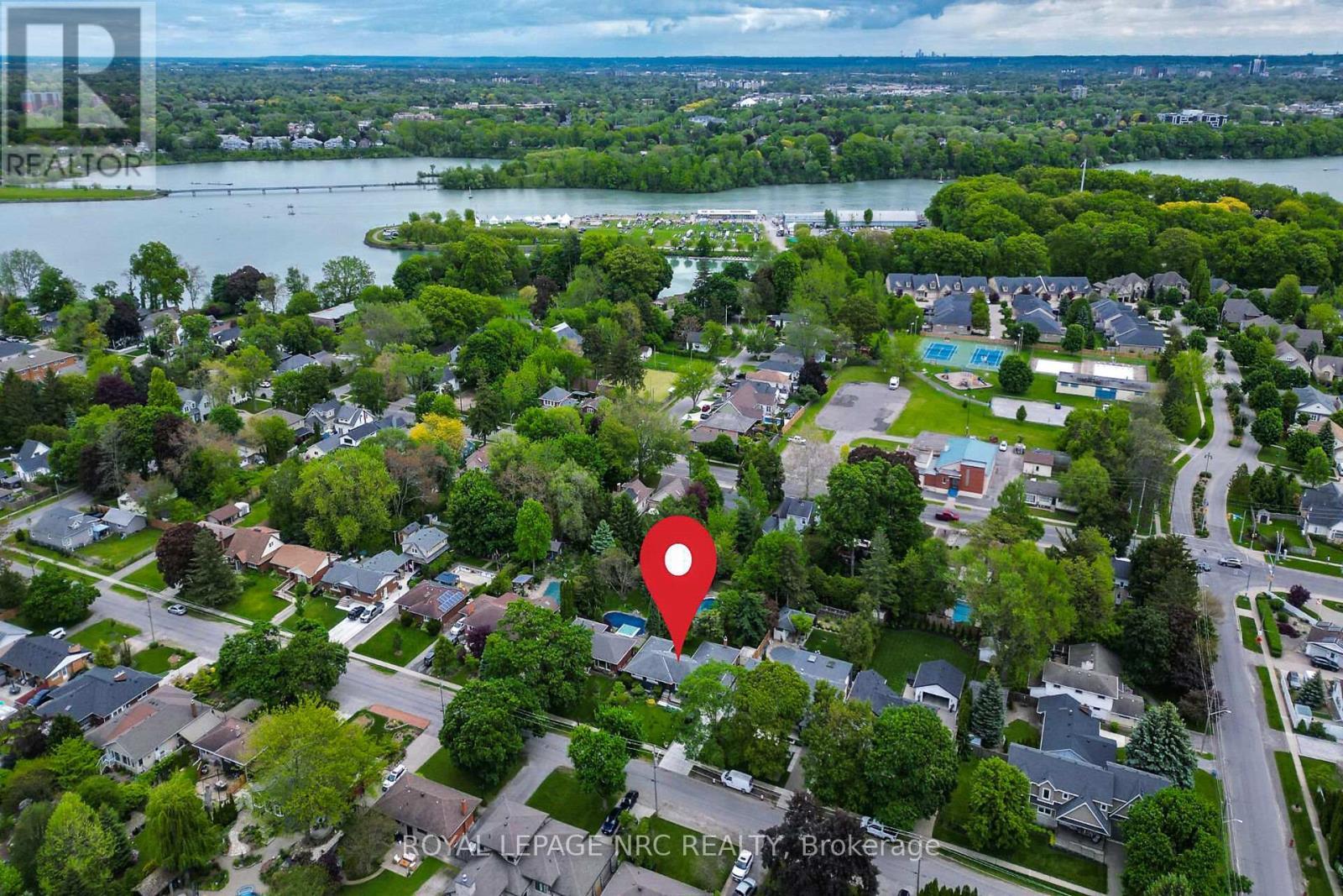 












191 DALHOUSIE AVENUE

,
St. Catharines (Port Dalhousie),




Ontario
L2N4X8

