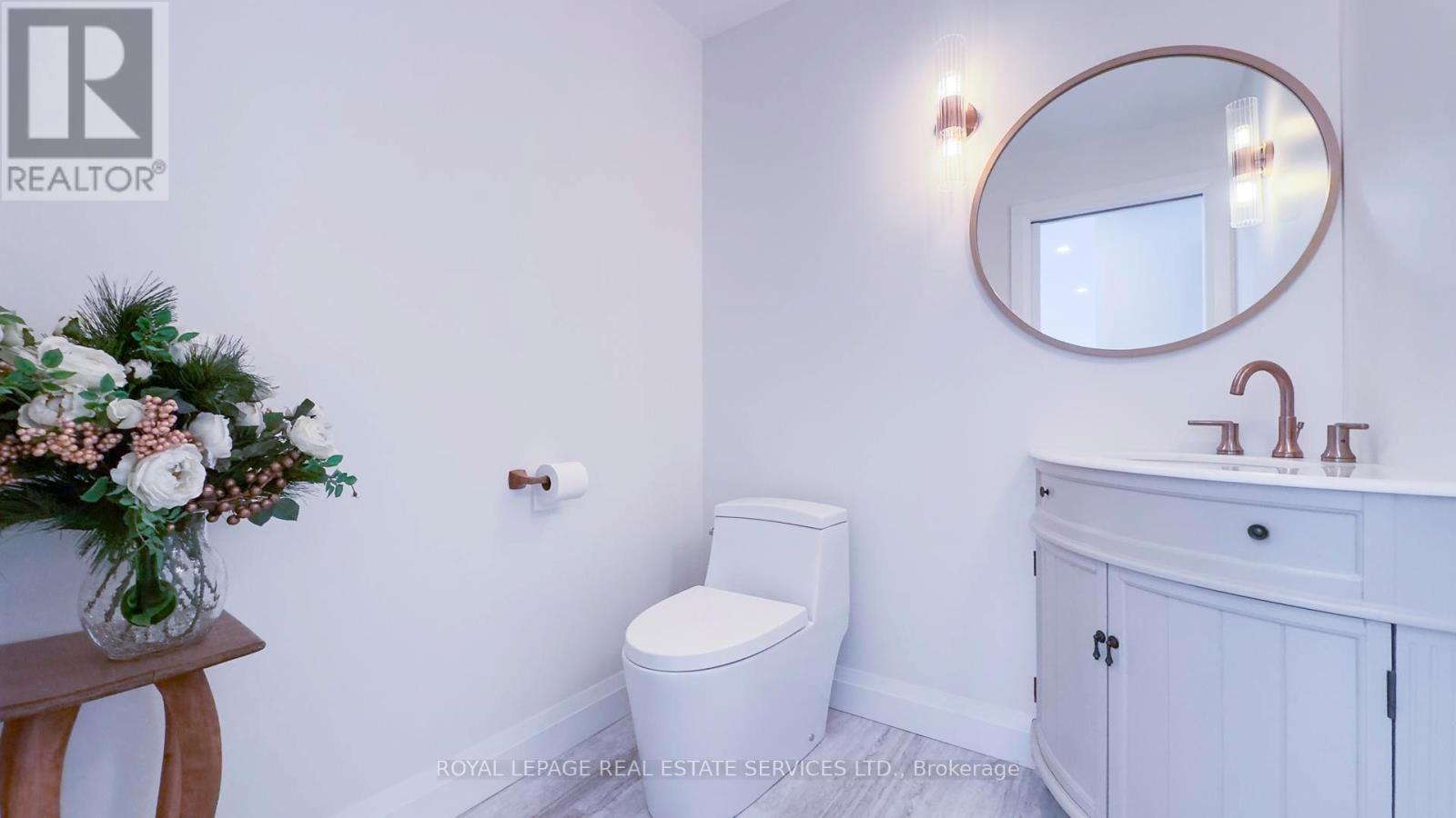 












39 GODERICH STREET

,
Kincardine,




Ontario
N2Z2L2

