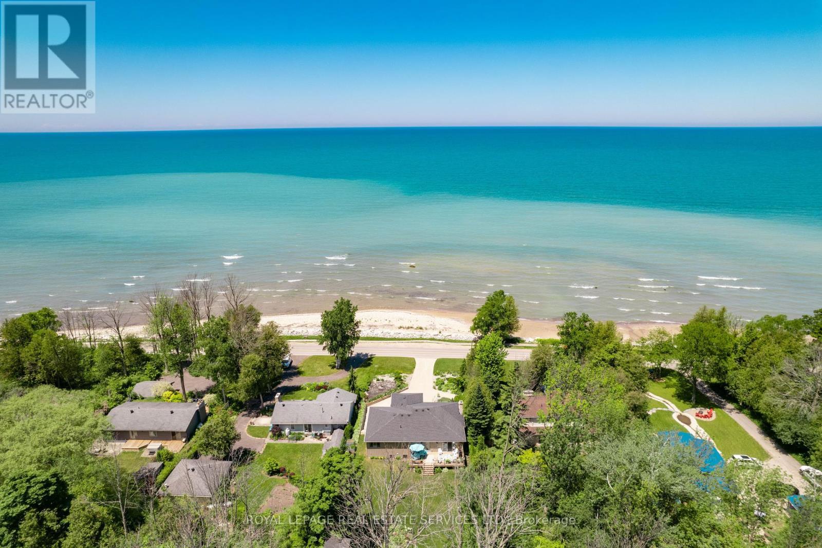 












39 GODERICH STREET

,
Kincardine,




Ontario
N2Z2L2

