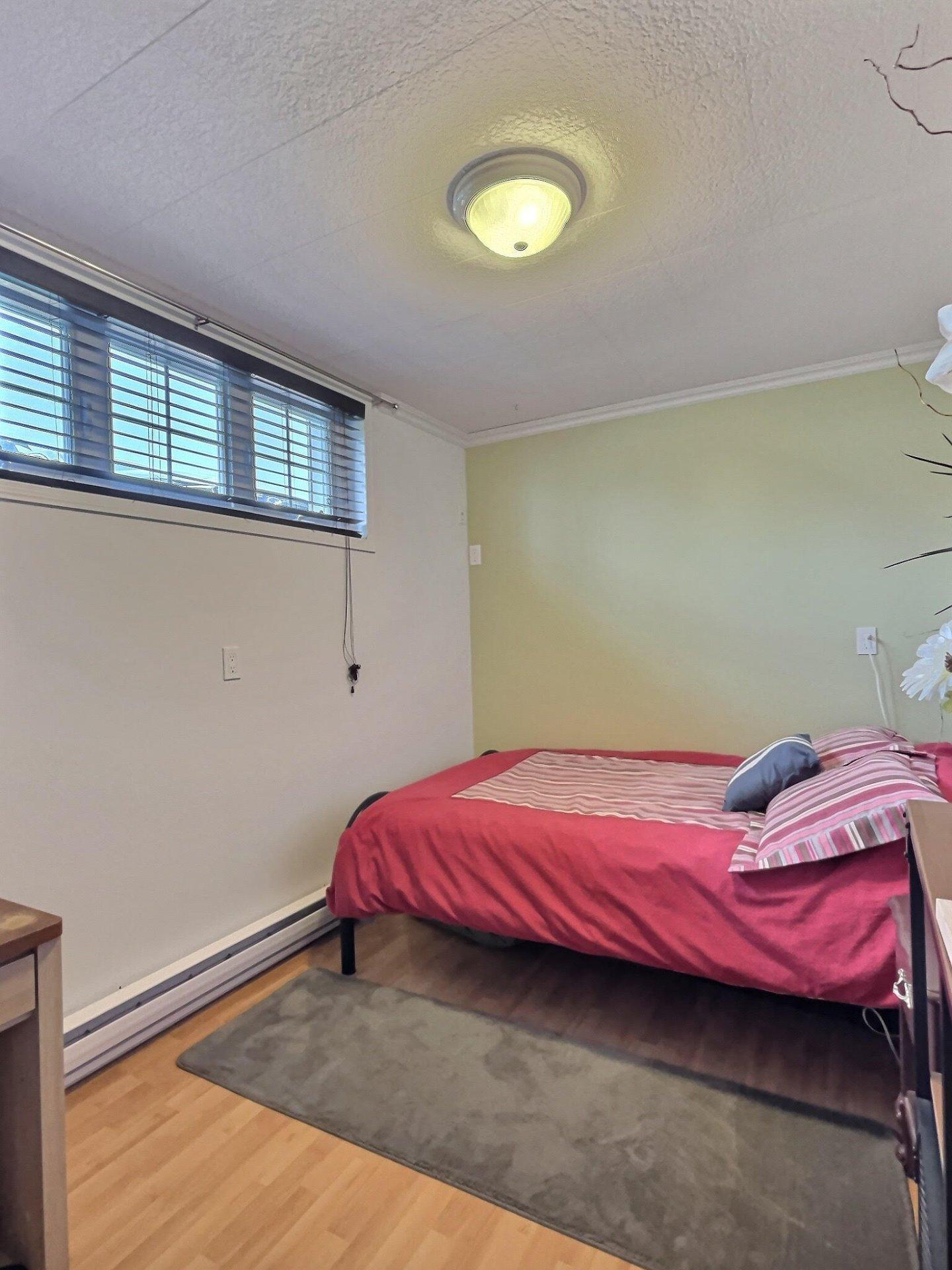 









3895


Rue Savard

,
Trois-Rivières,




QC
G8Y4B9


