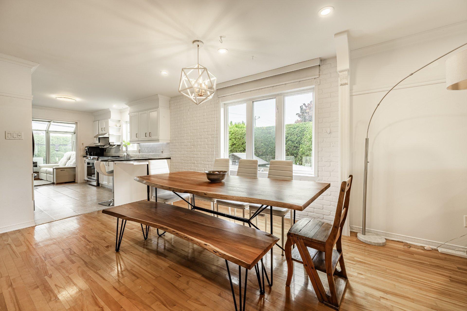 









409


Rue de Vendée

,
Boucherville,




QC
J4B8H4

