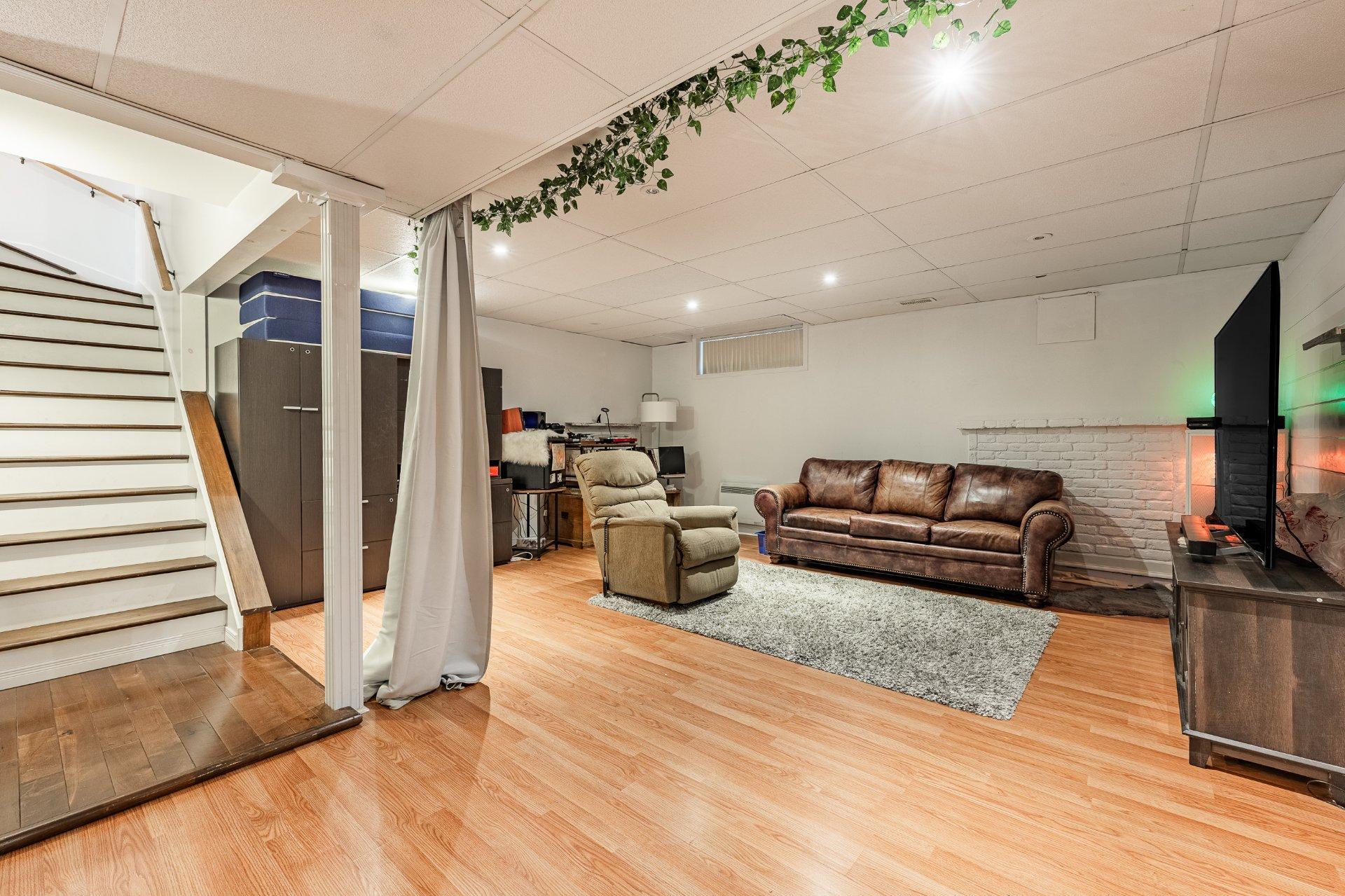 









409


Rue de Vendée

,
Boucherville,




QC
J4B8H4

