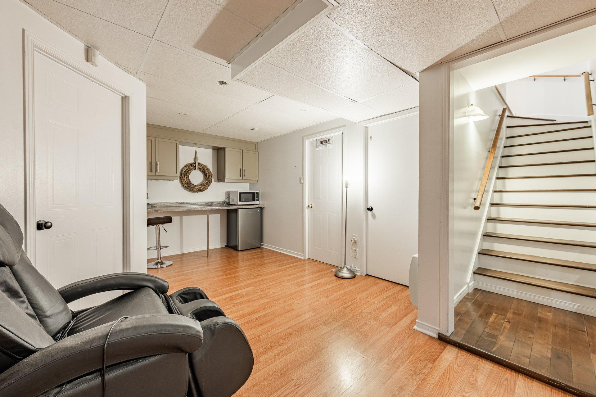 









409


Rue de Vendée

,
Boucherville,




QC
J4B8H4

