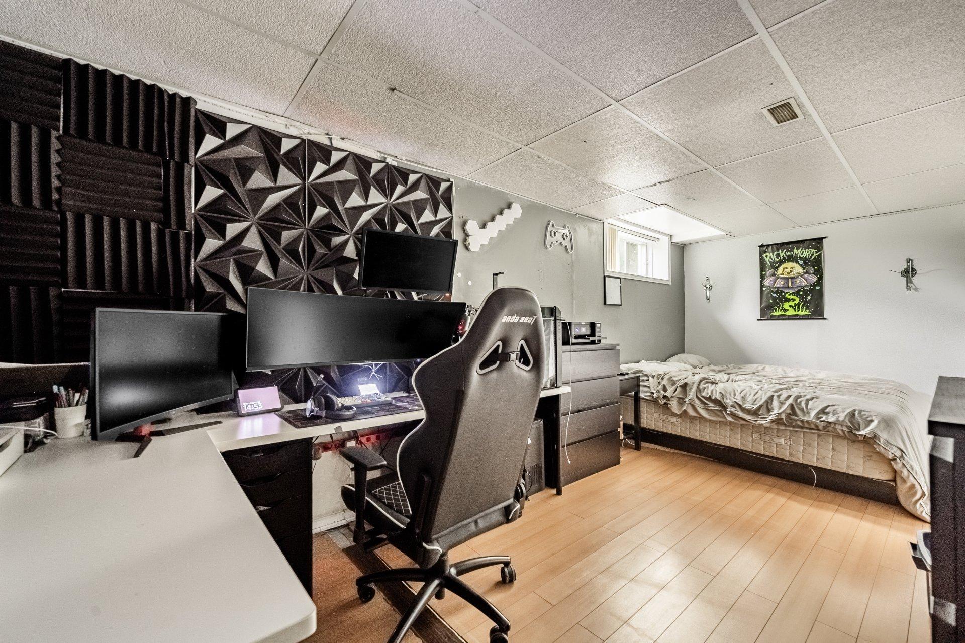 









409


Rue de Vendée

,
Boucherville,




QC
J4B8H4


