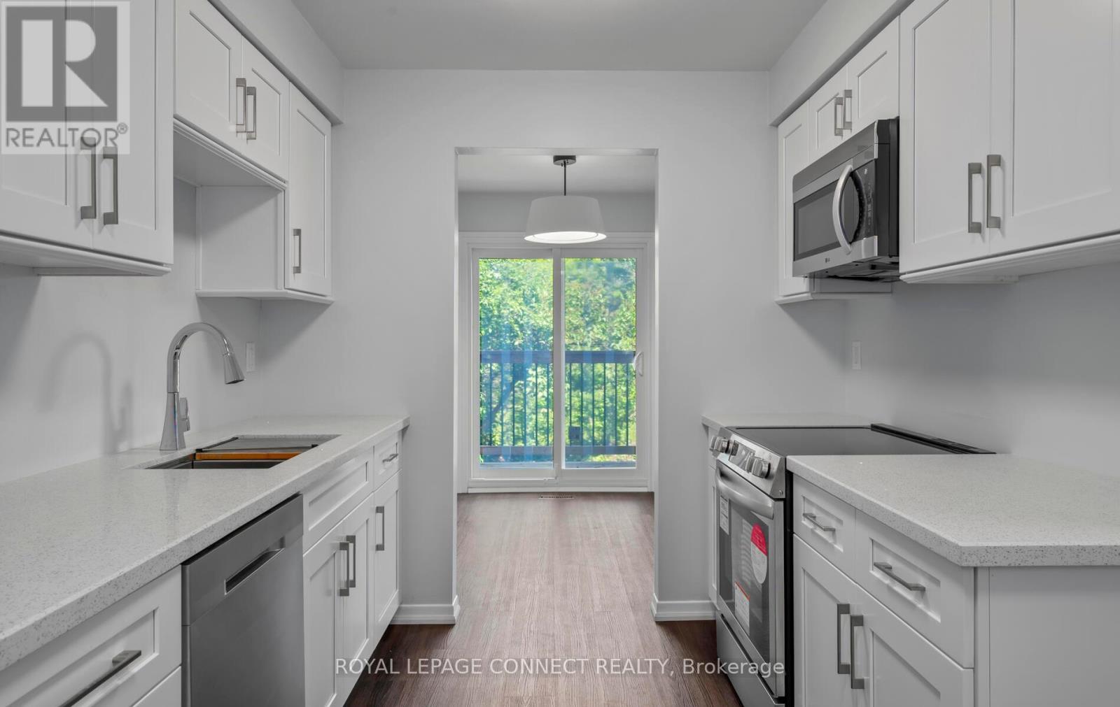 












57 DANIELS CRESCENT

,
Ajax,




Ontario
L1T1X8

