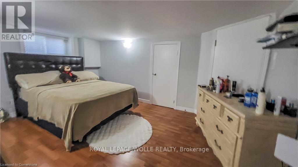 












B - 326 VICTORIA STREET S

,
Kitchener,




Ontario
N2M3A3


