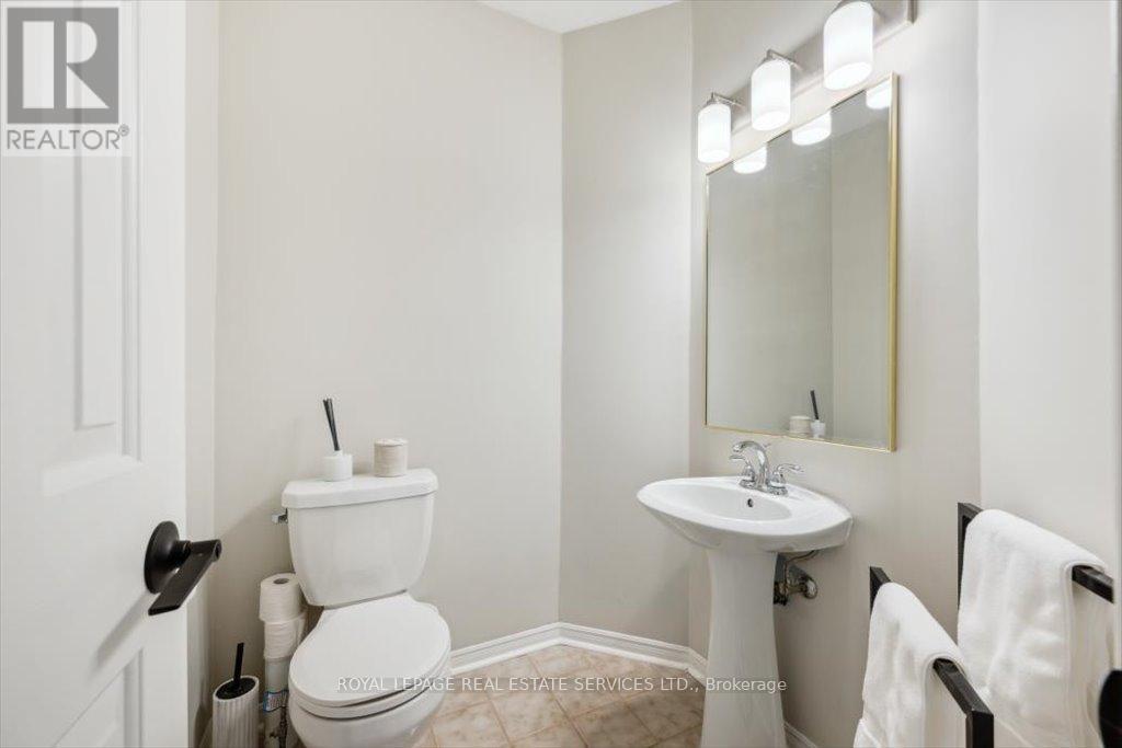 












455 PARKLANE ROAD

,
Oakville,




Ontario
L6H4J9

