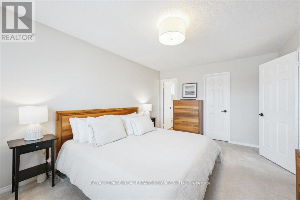 












455 PARKLANE ROAD

,
Oakville,




Ontario
L6H4J9

