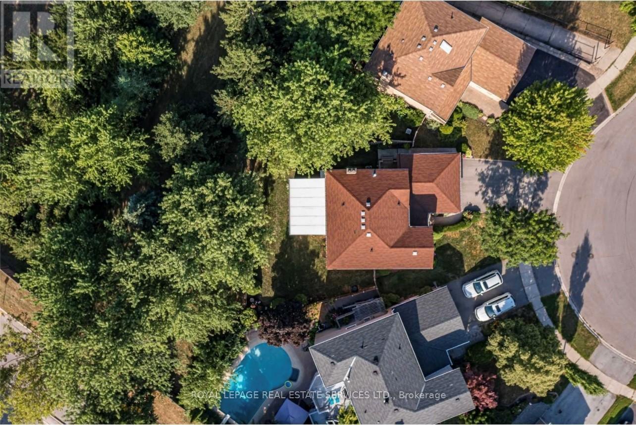 












455 PARKLANE ROAD

,
Oakville,




Ontario
L6H4J9

