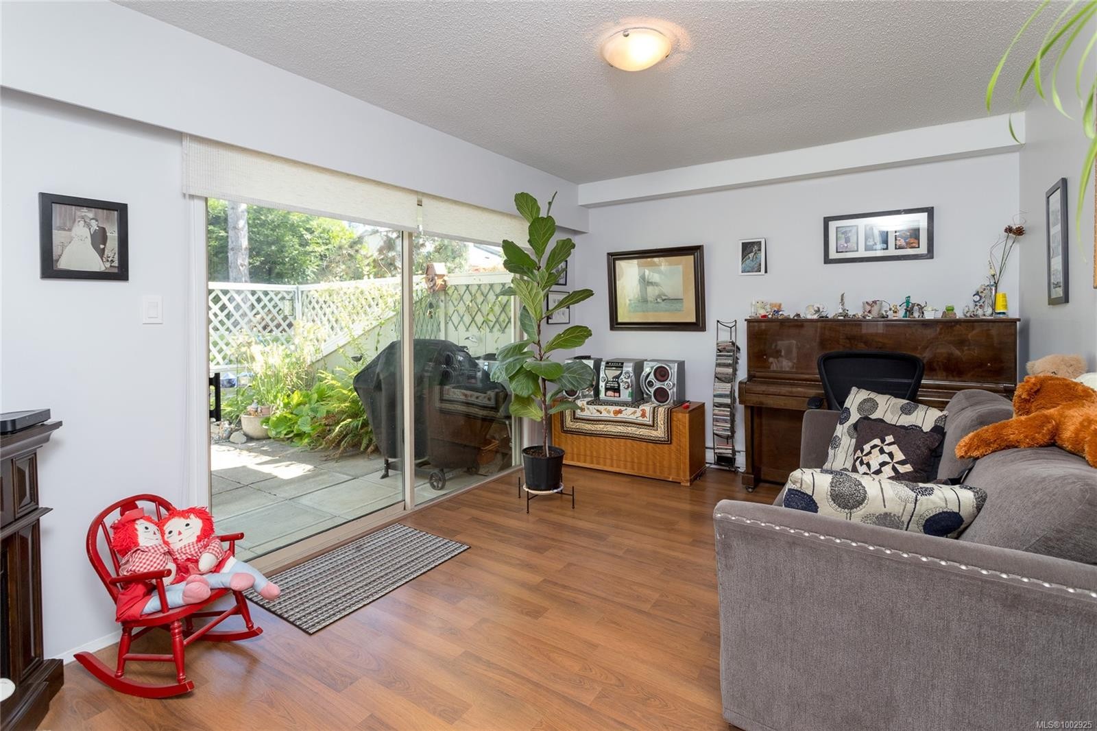 









2020


White Birch

Rd, 7,
Sidney,




BC
V8L 2R1

